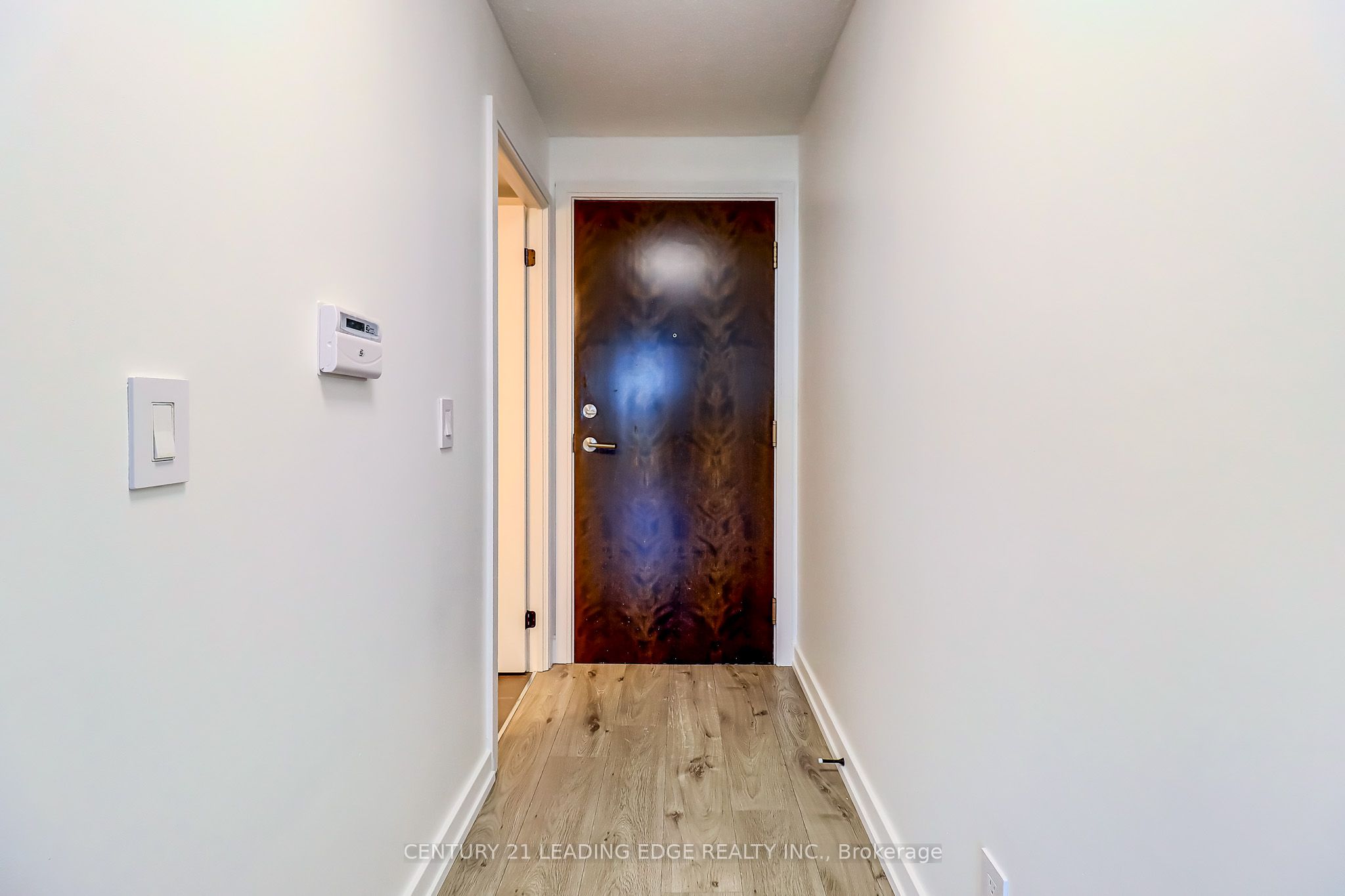 125 Village Green Square 3311 Property Photo 10