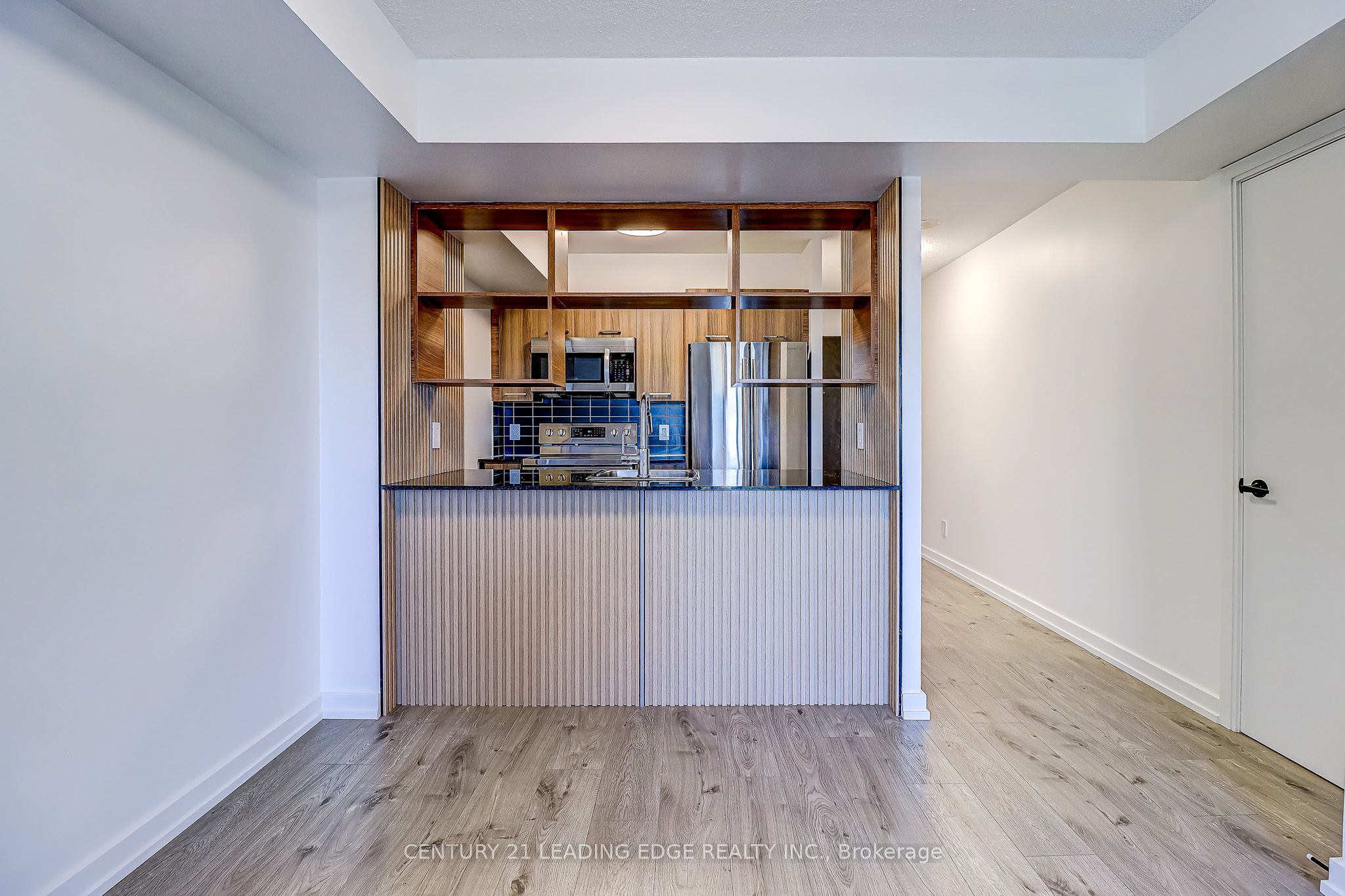 125 Village Green Square 3311 Property Photo 15