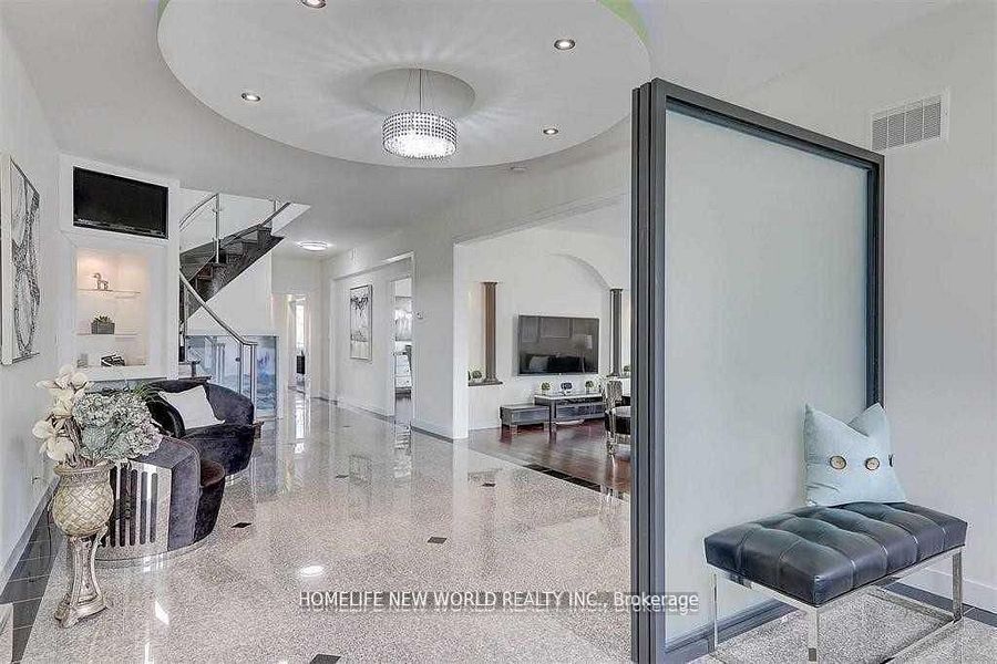 30 Rural Avenue # Upper-2 Property Photo 2