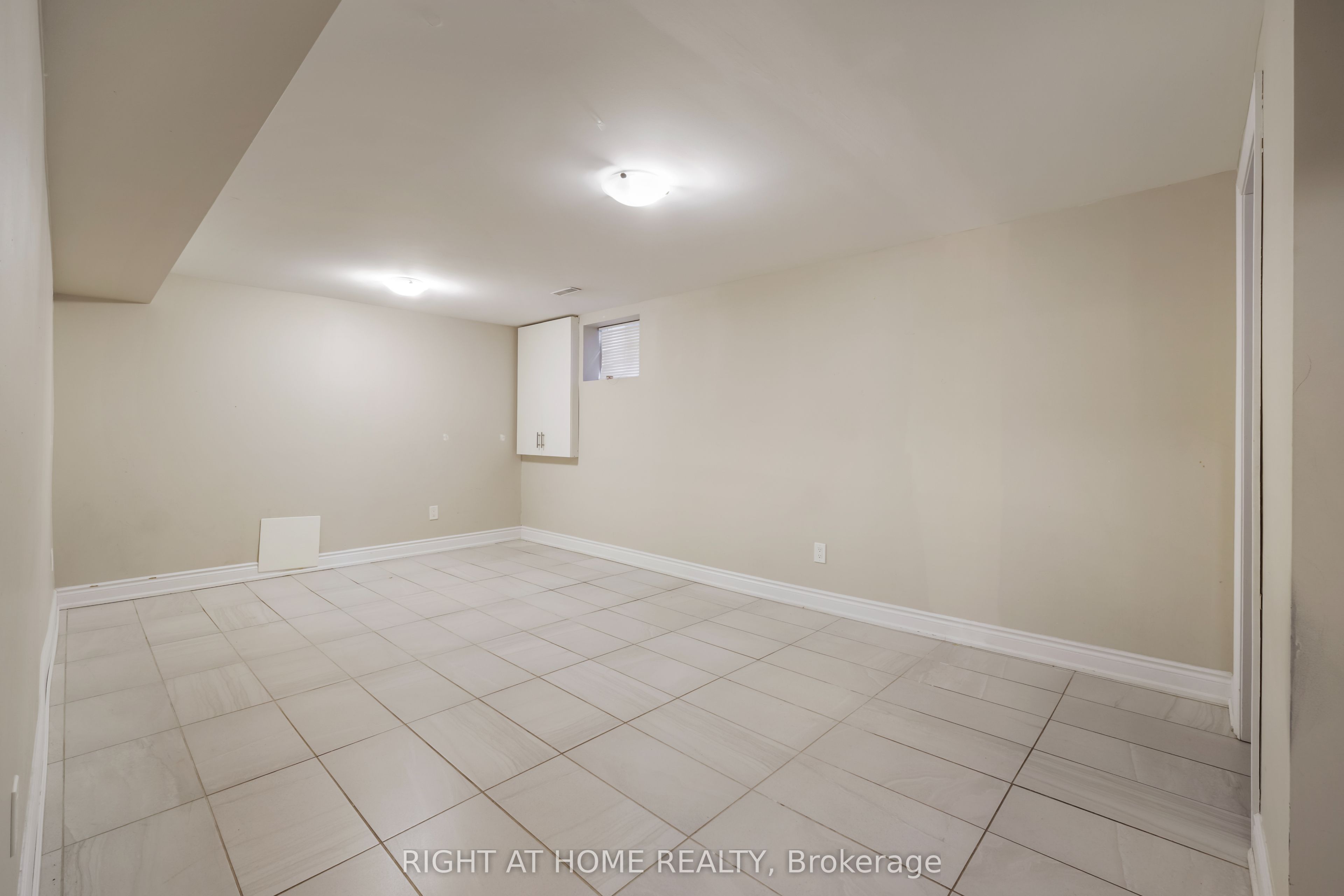 21 Cleethorpes Boulevard Property Photo 24