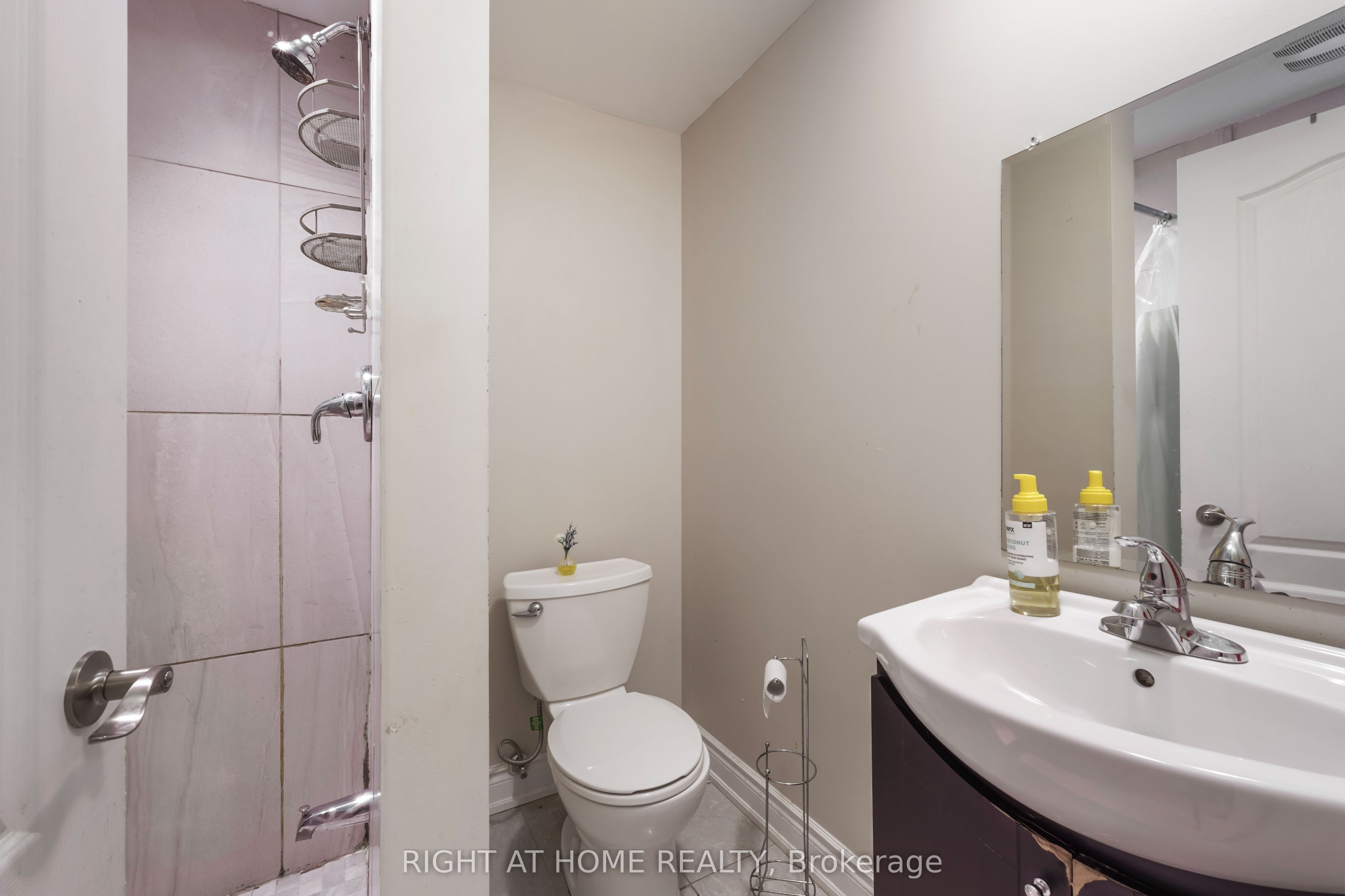 21 Cleethorpes Boulevard Property Photo 25