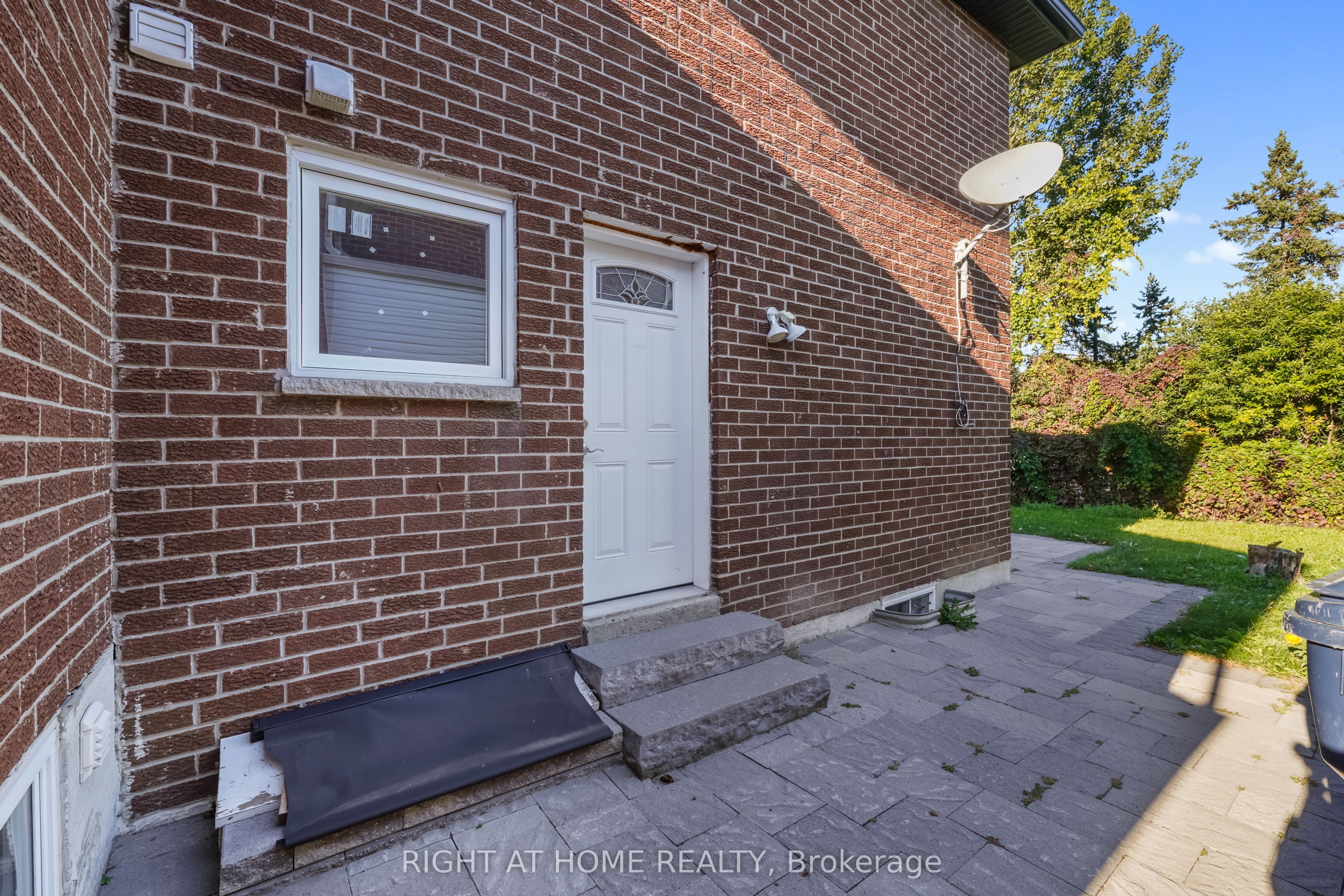 21 Cleethorpes Boulevard Property Photo 27