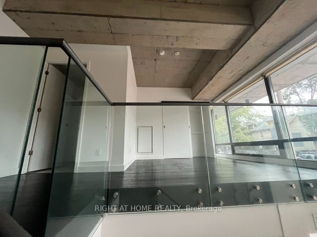 90 Broadview Avenue Property Photo 5
