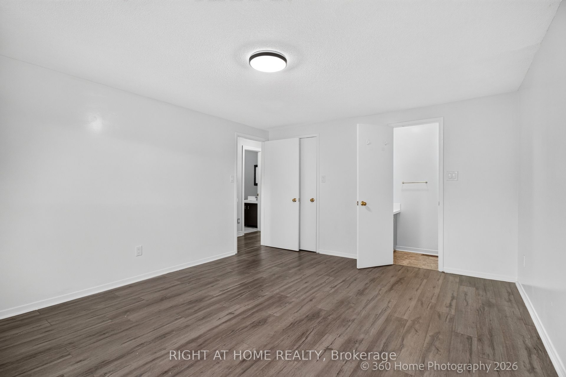 57 Cornwall Drive Property Photo 11
