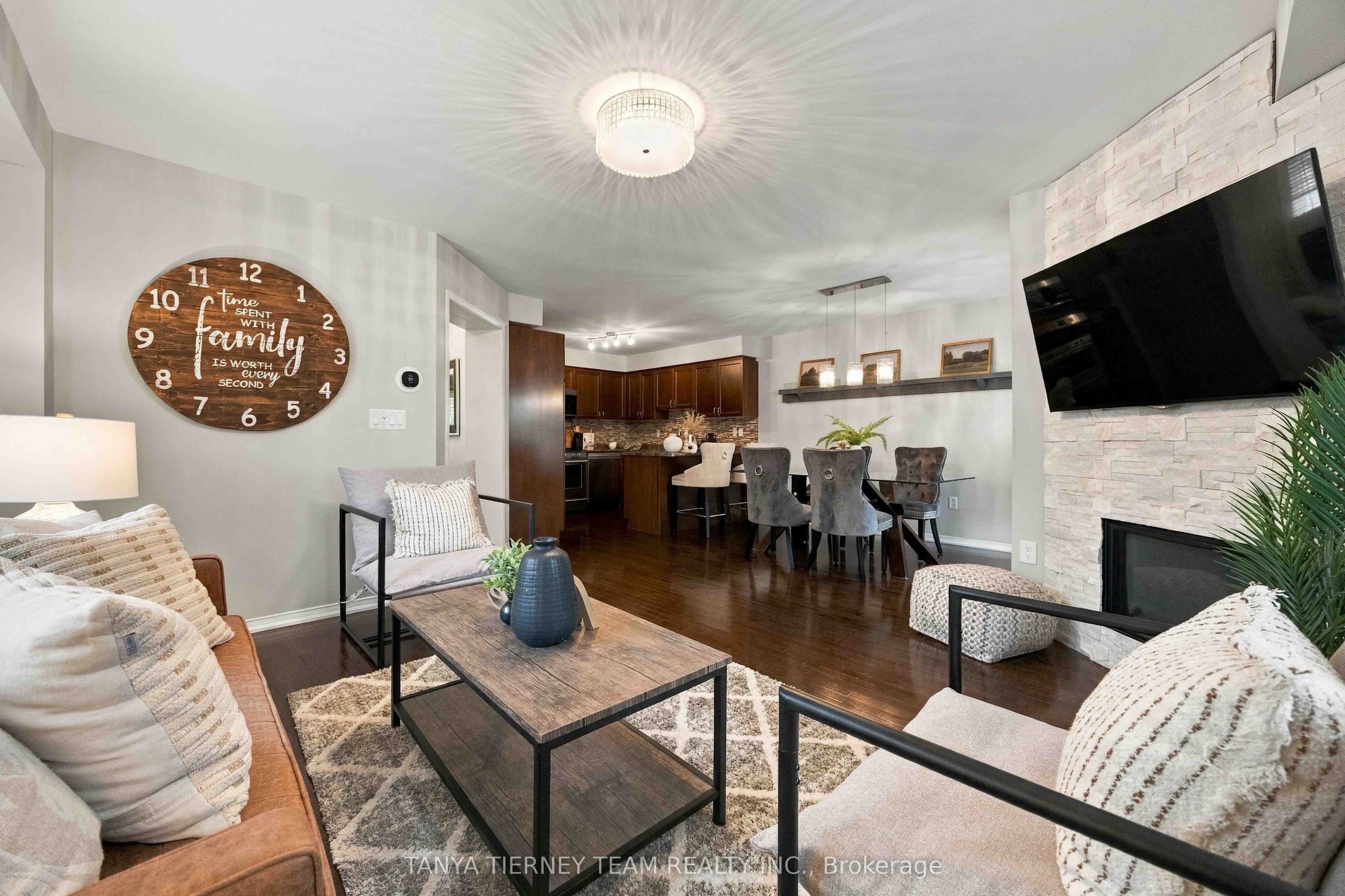 2 Delight Way Property Photo 12