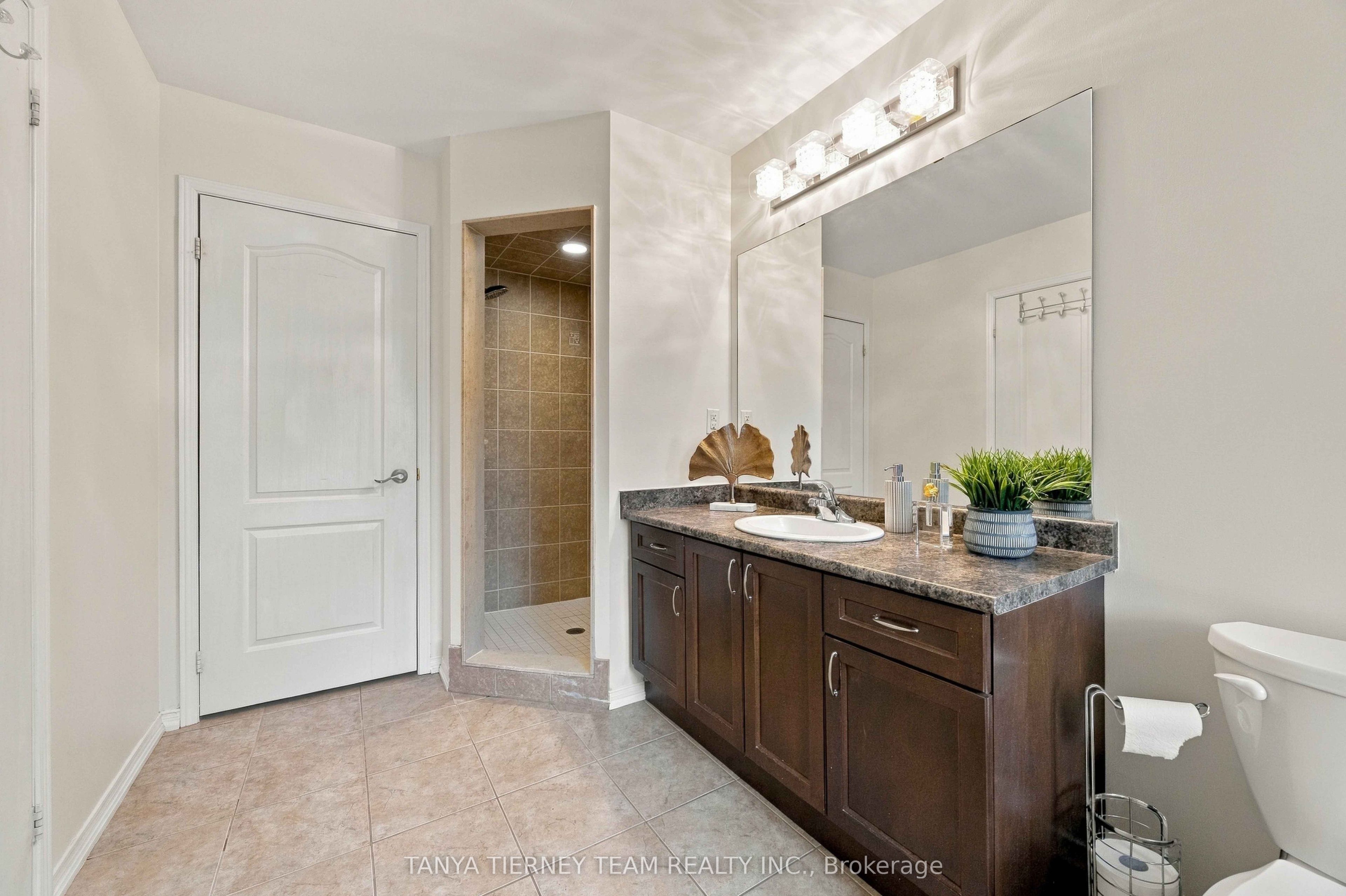 2 Delight Way Property Photo 29