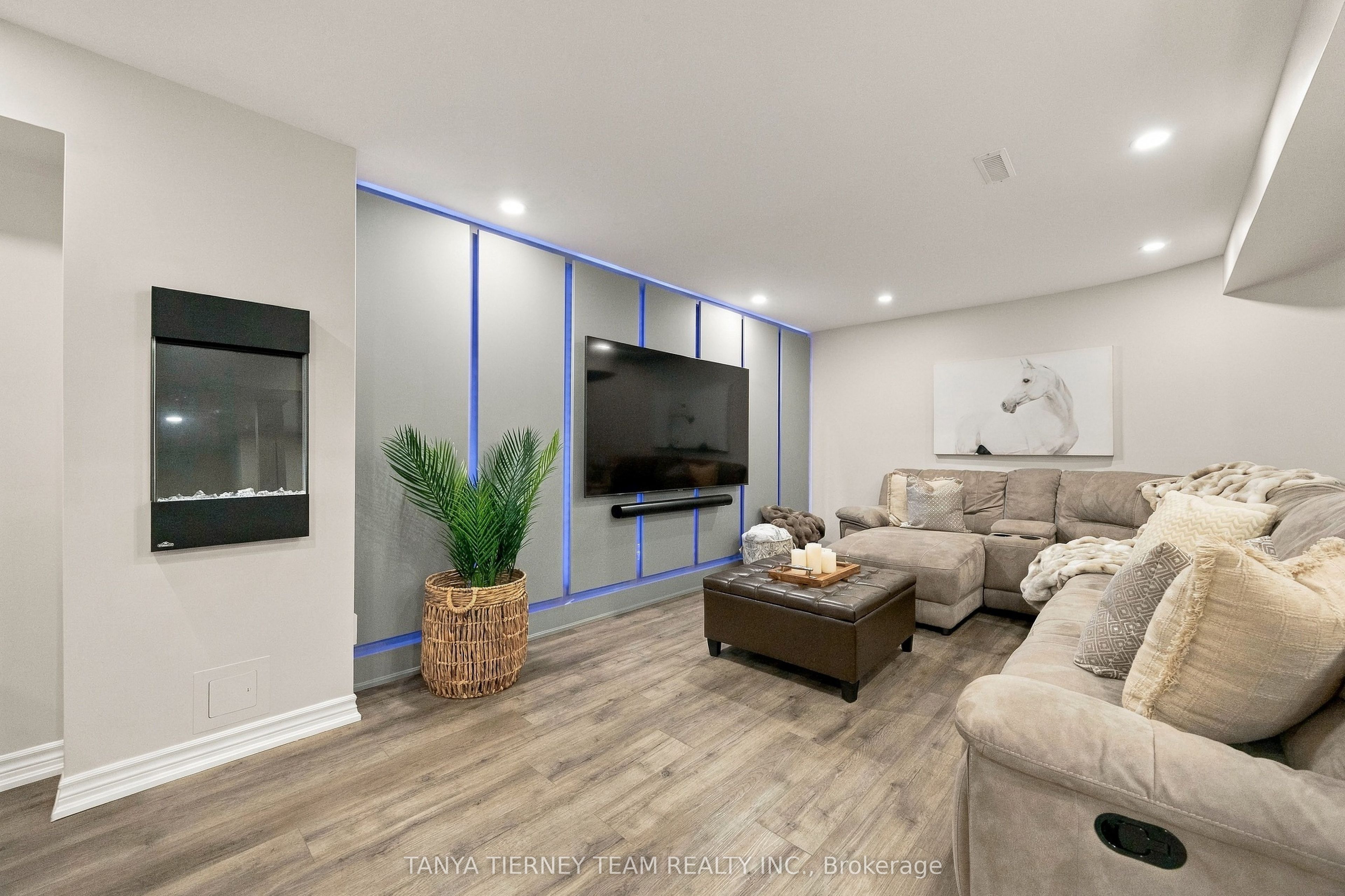 2 Delight Way Property Photo 38