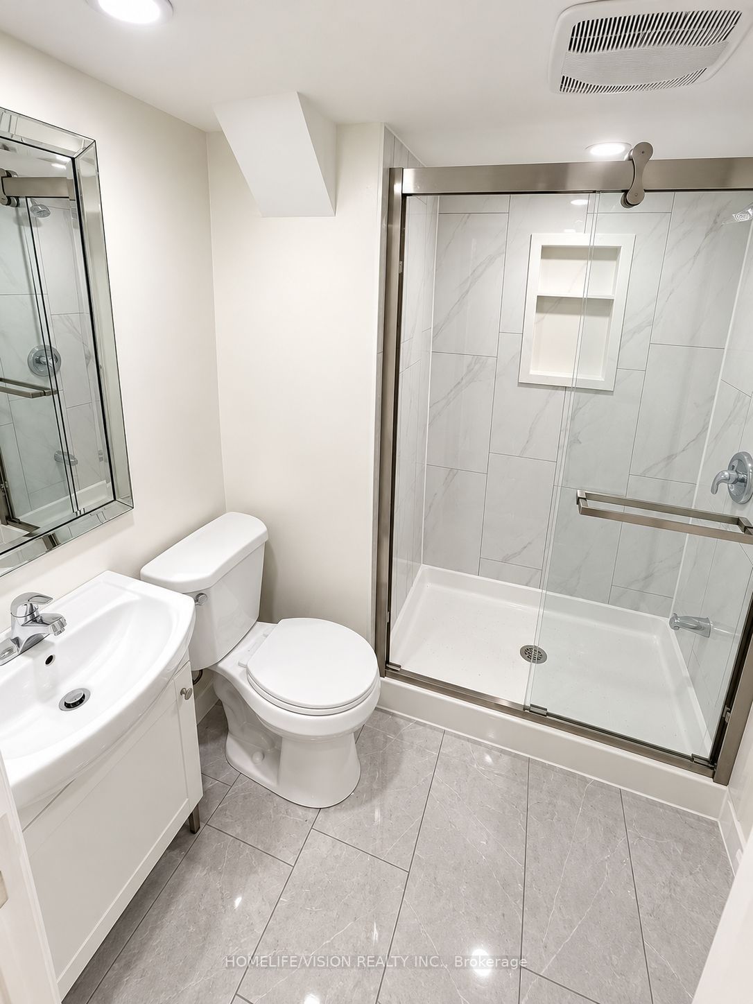 824 Crowells Street Lower Property Photo 8
