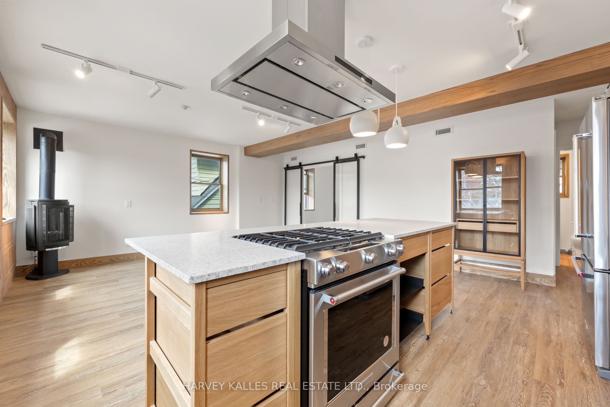 663 Greenwood Avenue 2 Property Photo 7