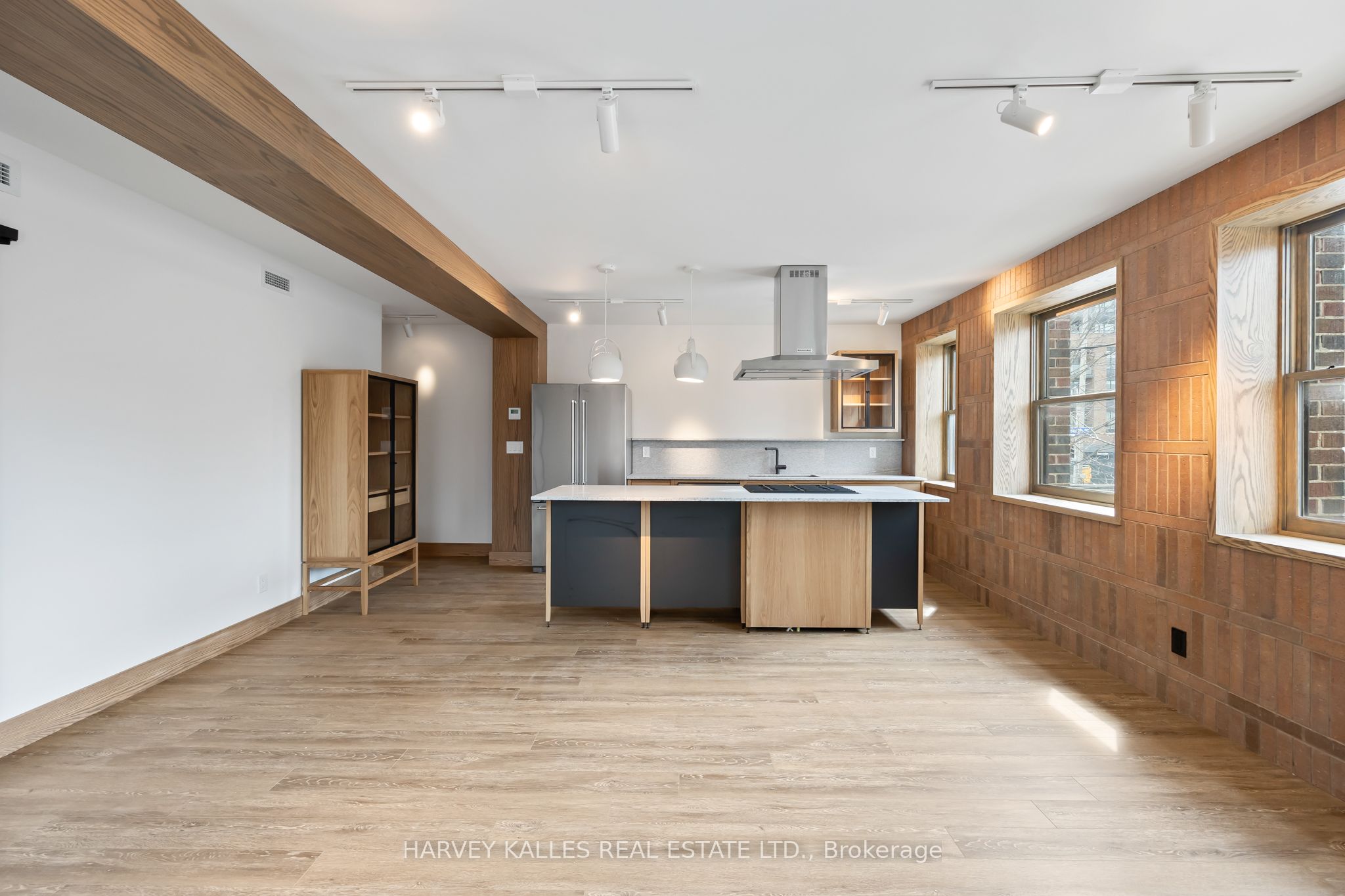663 Greenwood Avenue 2 Property Photo 11
