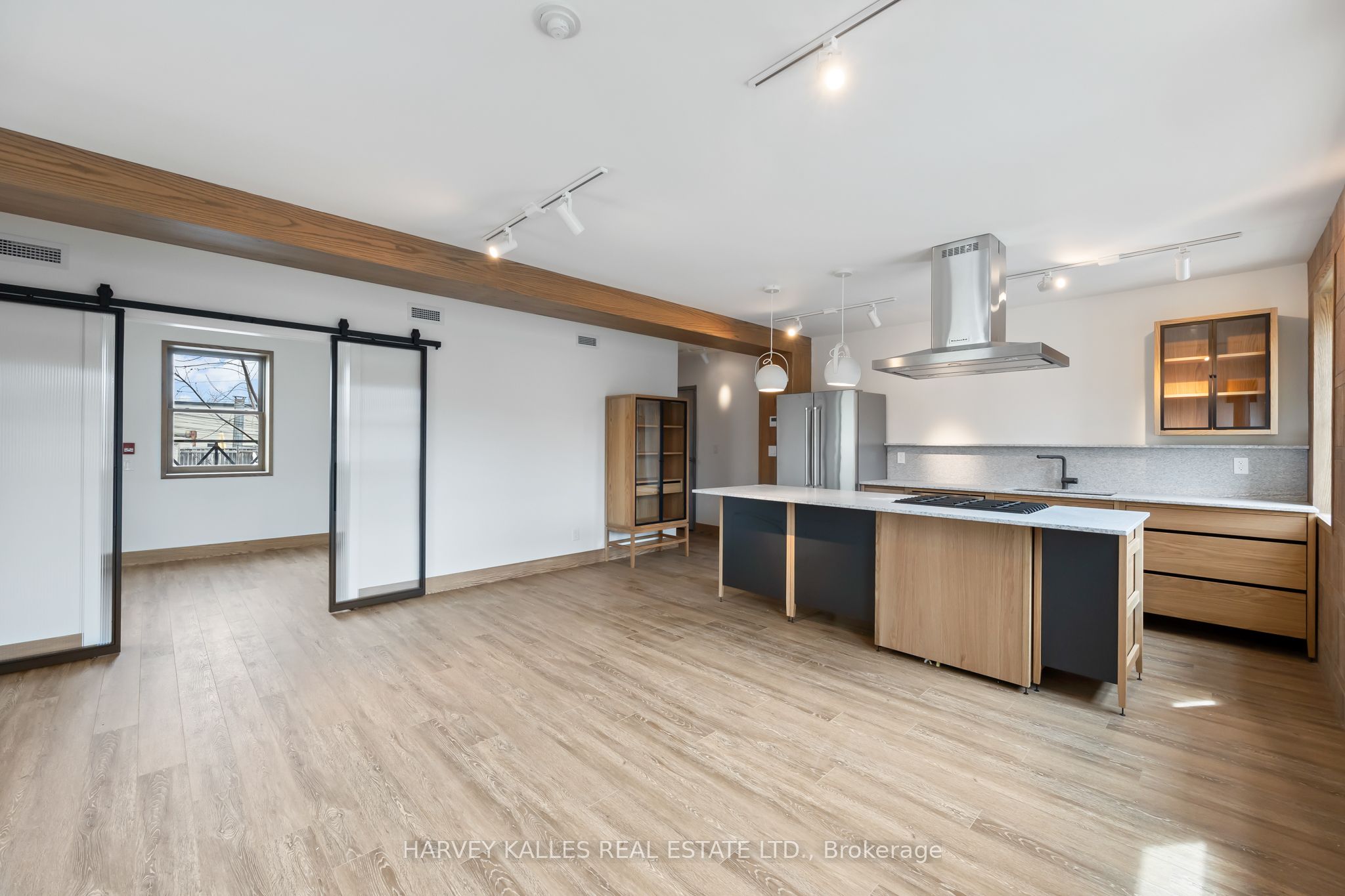 663 Greenwood Avenue 2 Property Photo 12
