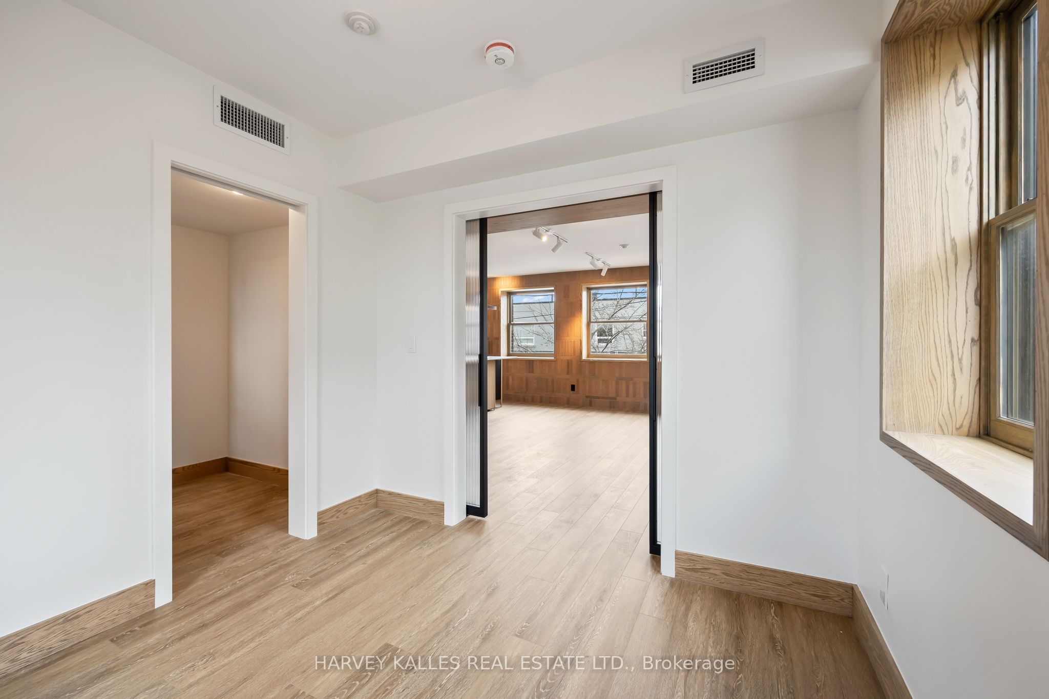 663 Greenwood Avenue 2 Property Photo 18