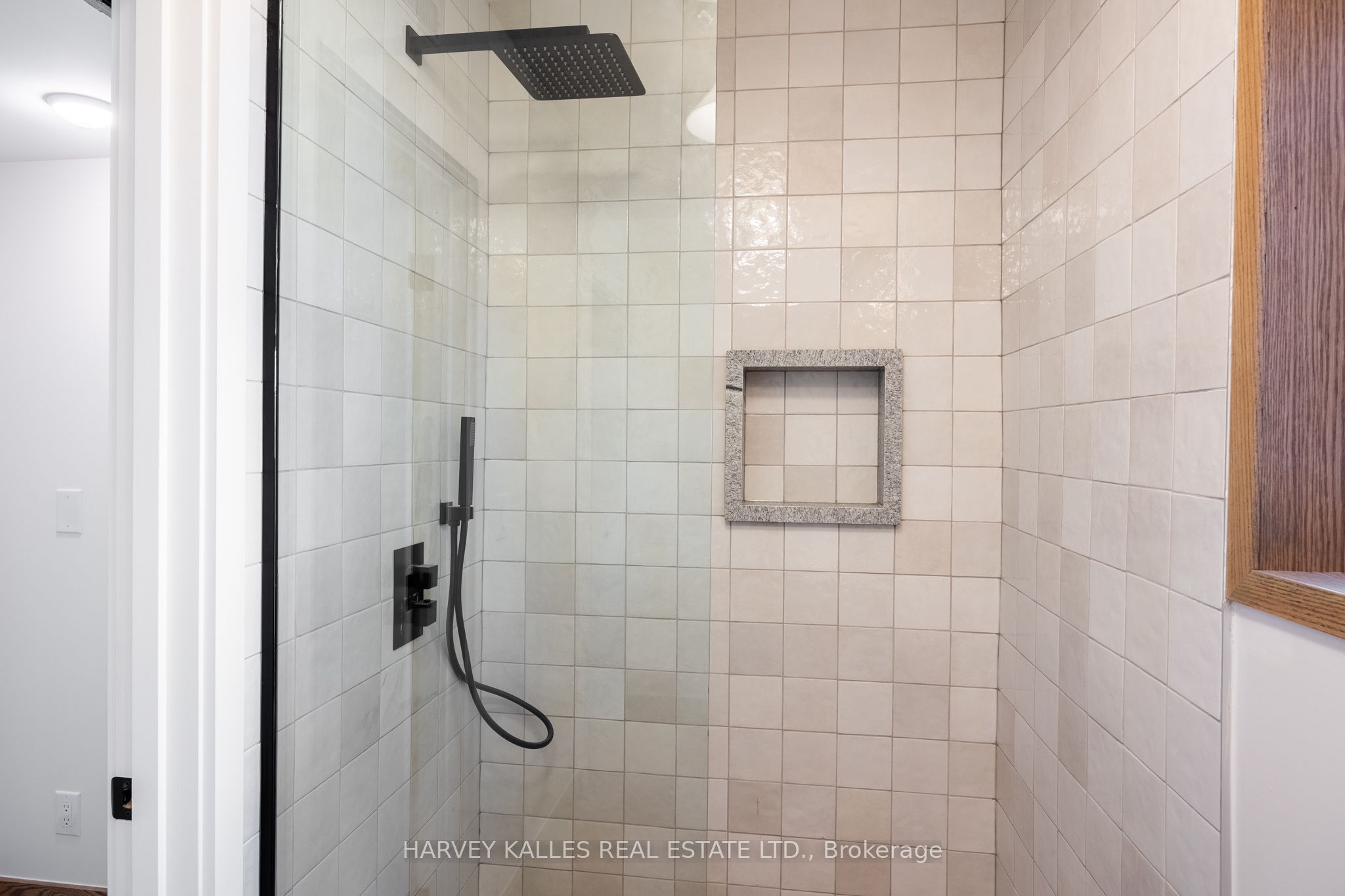663 Greenwood Avenue 2 Property Photo 24