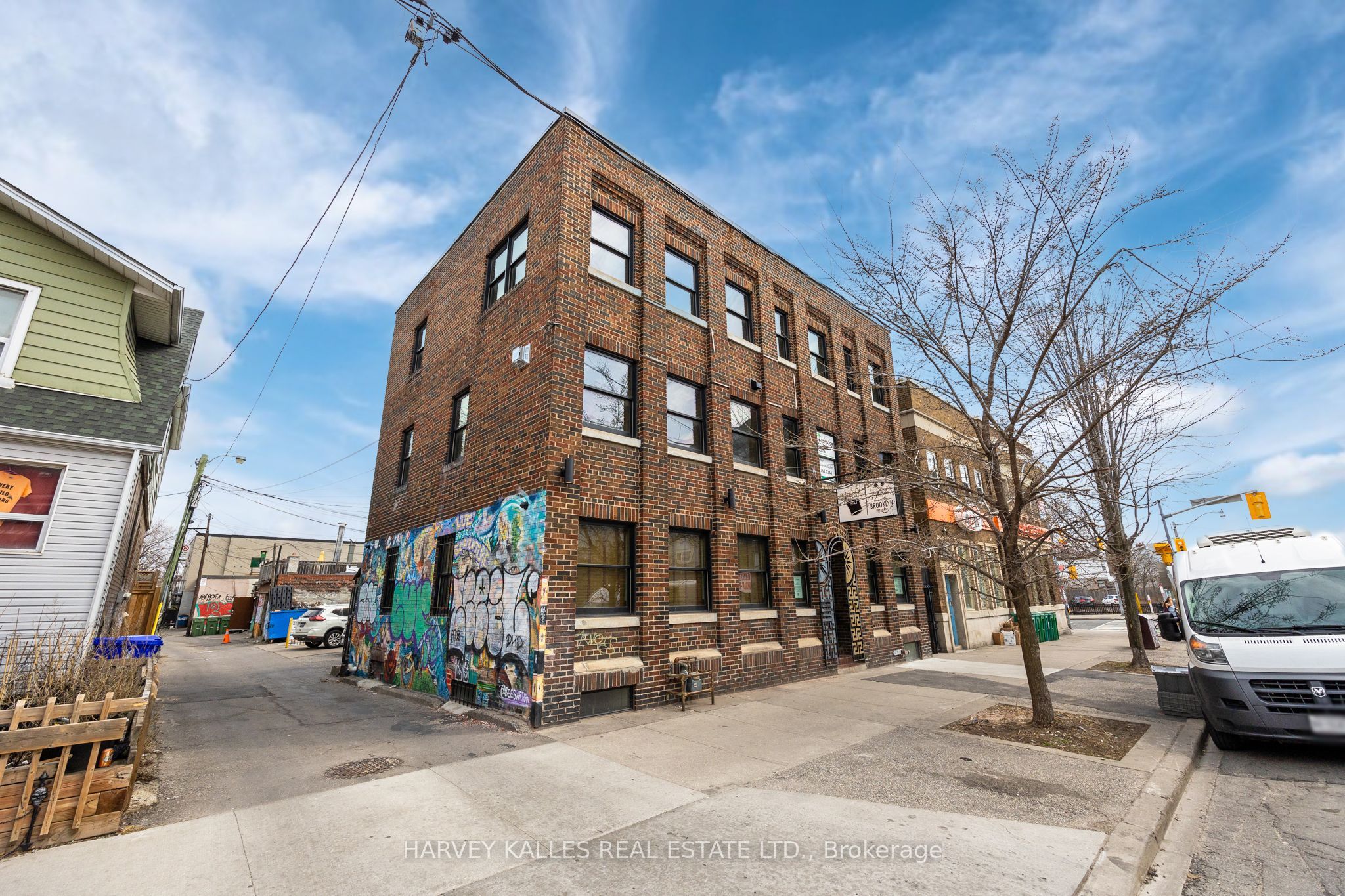 663 Greenwood Avenue 2 Property Photo 25