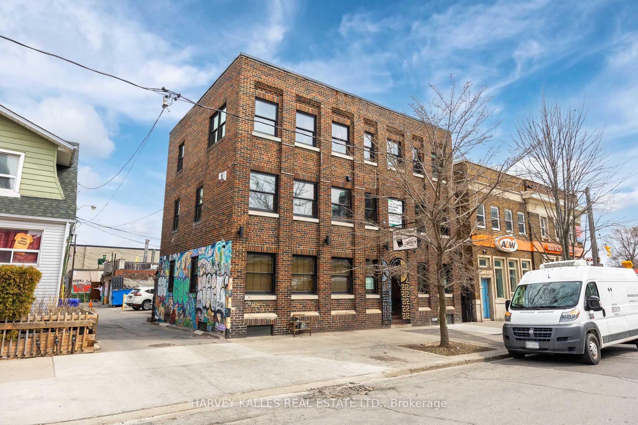 663 Greenwood Avenue 2 Property Photo 27