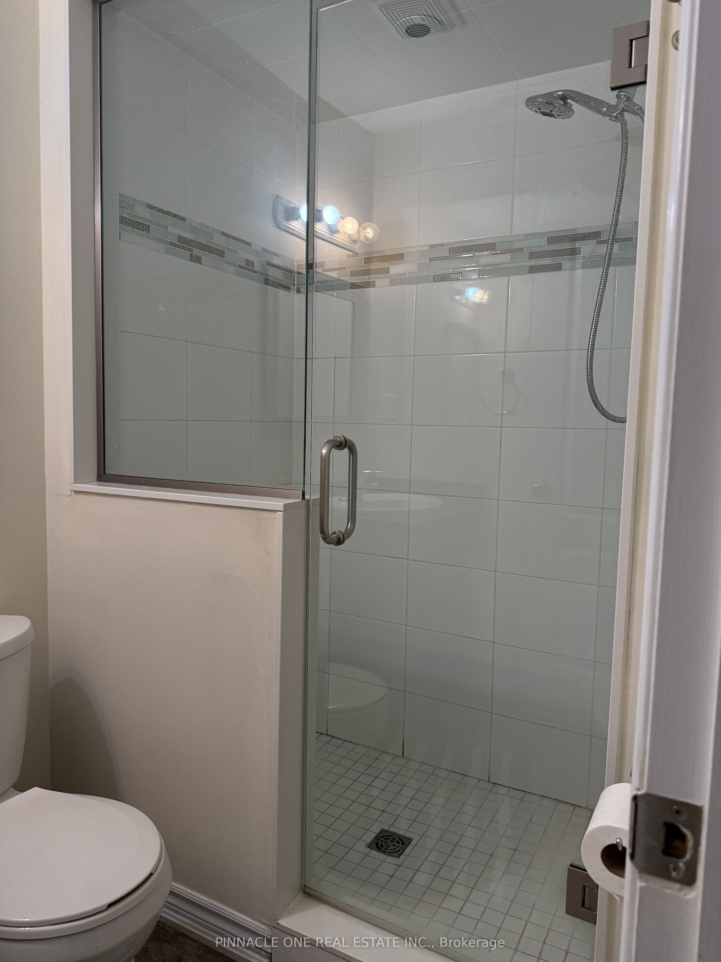 34 Markham Trail Property Photo 15