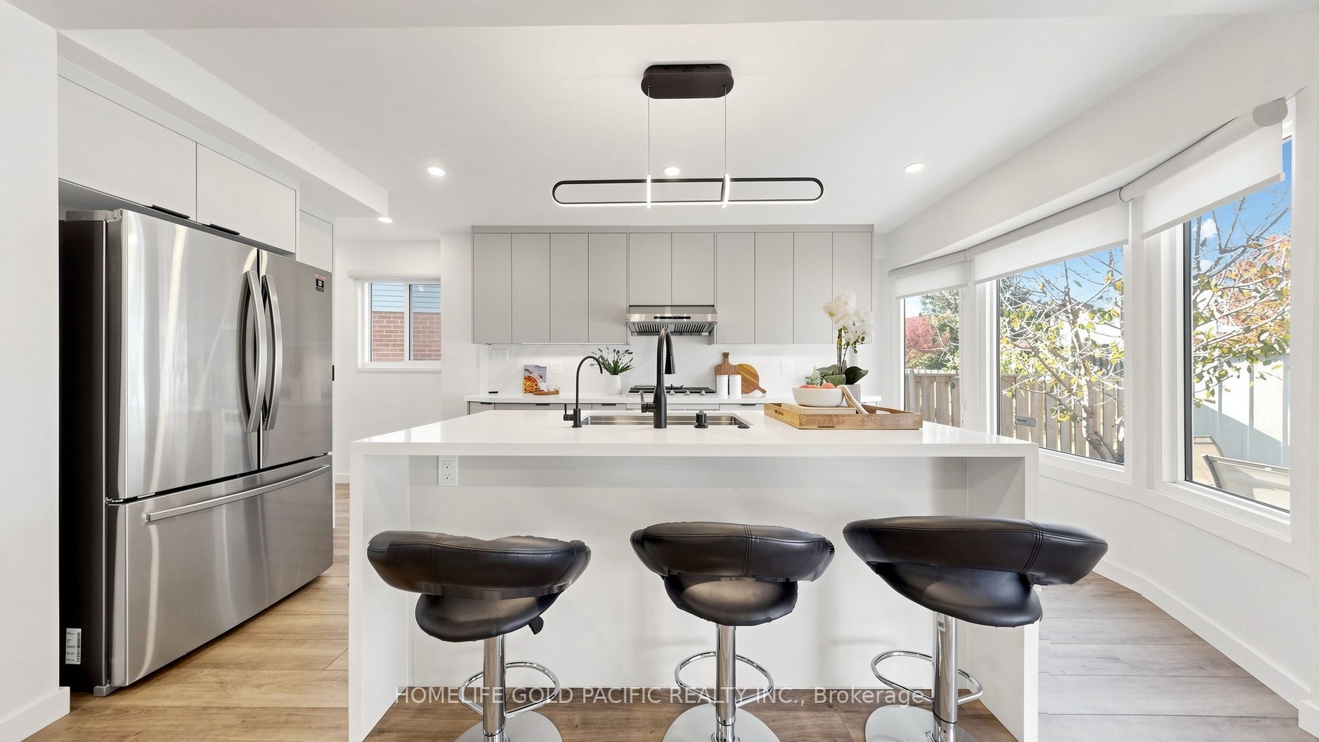 60 Elmfield Crescent Property Photo 6