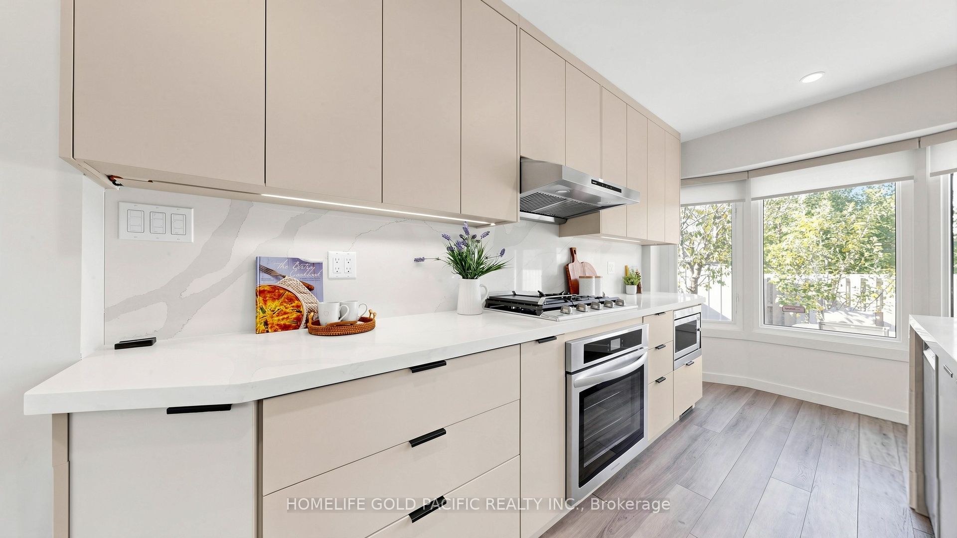 60 Elmfield Crescent Property Photo 9