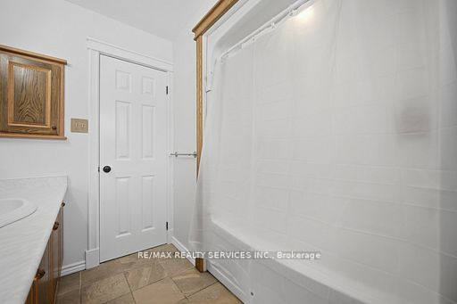 15 Climie Court Property Photo 21