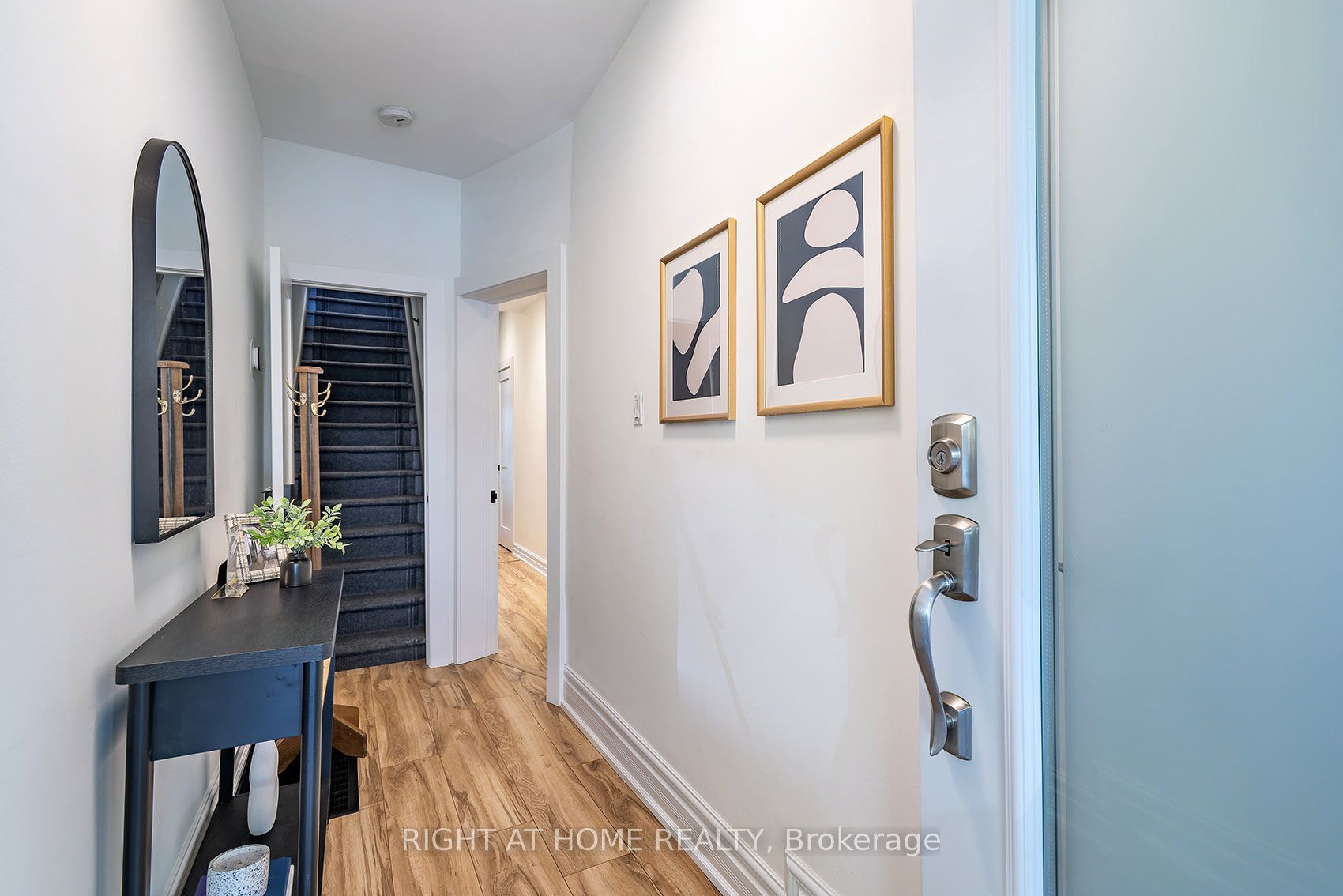 25 Pretoria Avenue Property Photo 4