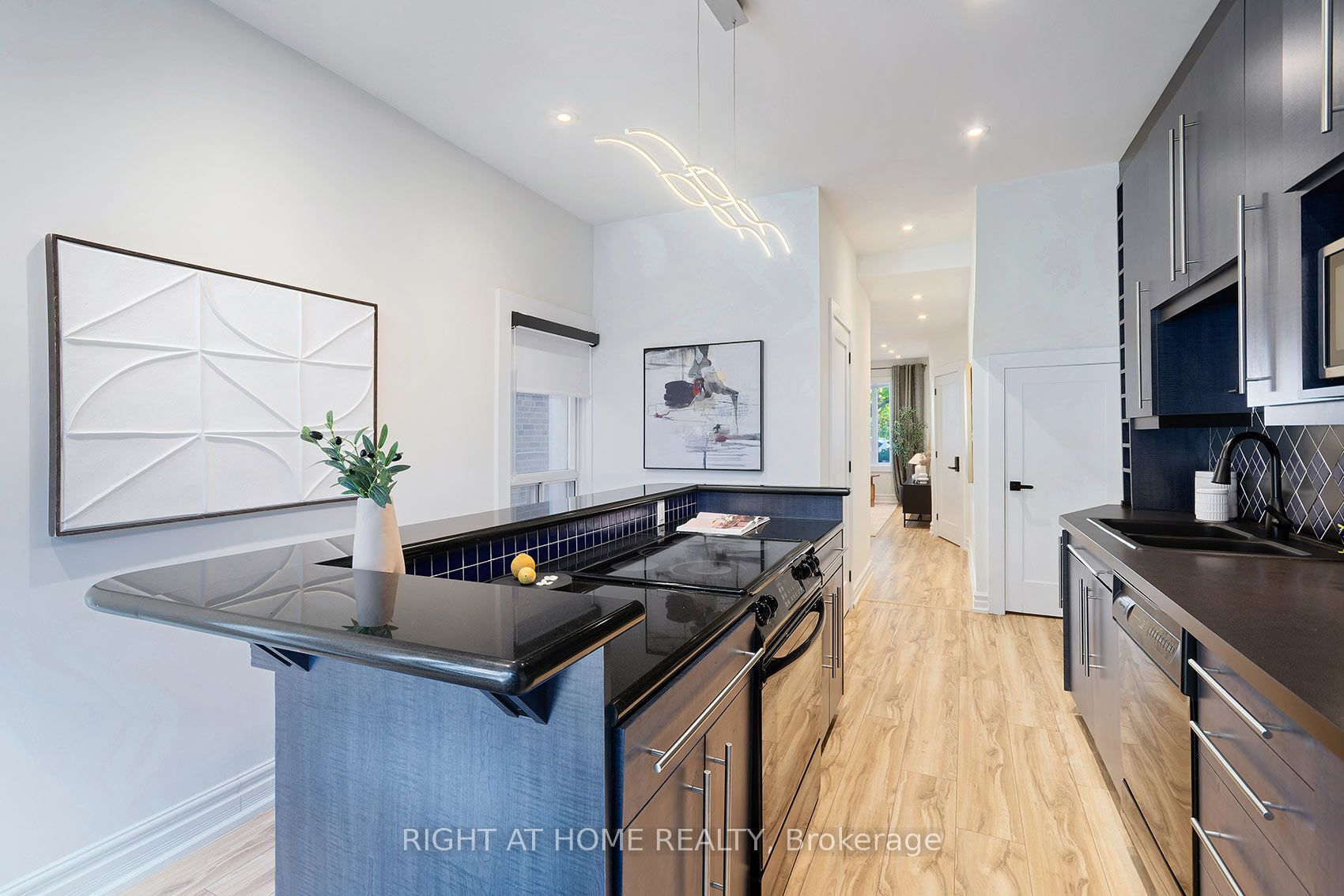 25 Pretoria Avenue Property Photo 14