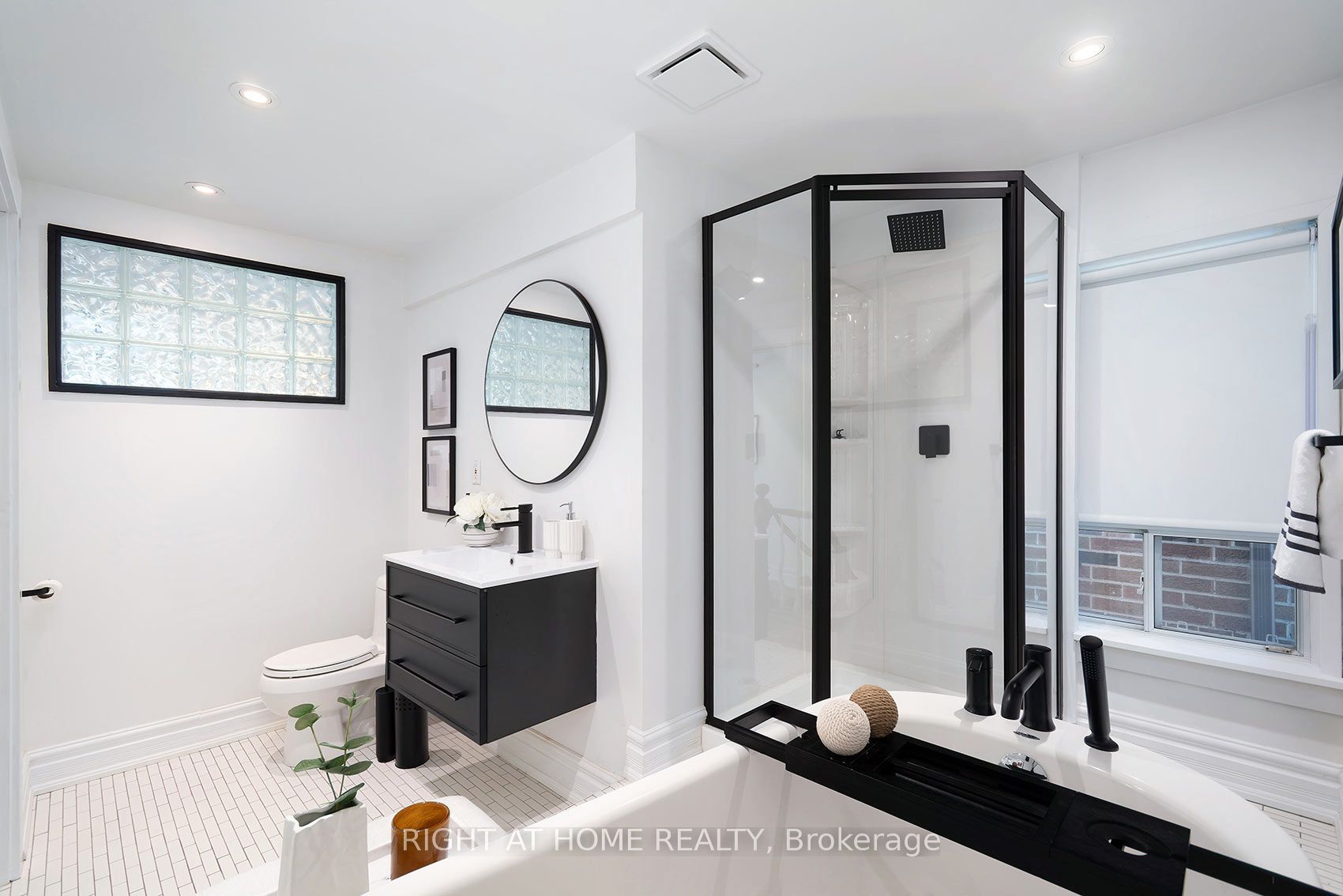 25 Pretoria Avenue Property Photo 28