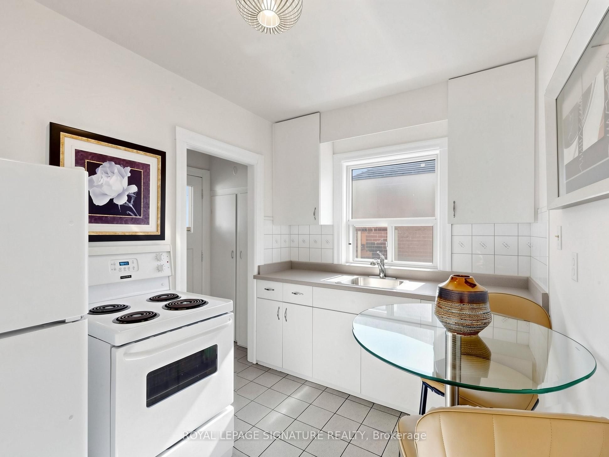 75 Inwood Avenue Property Photo 20