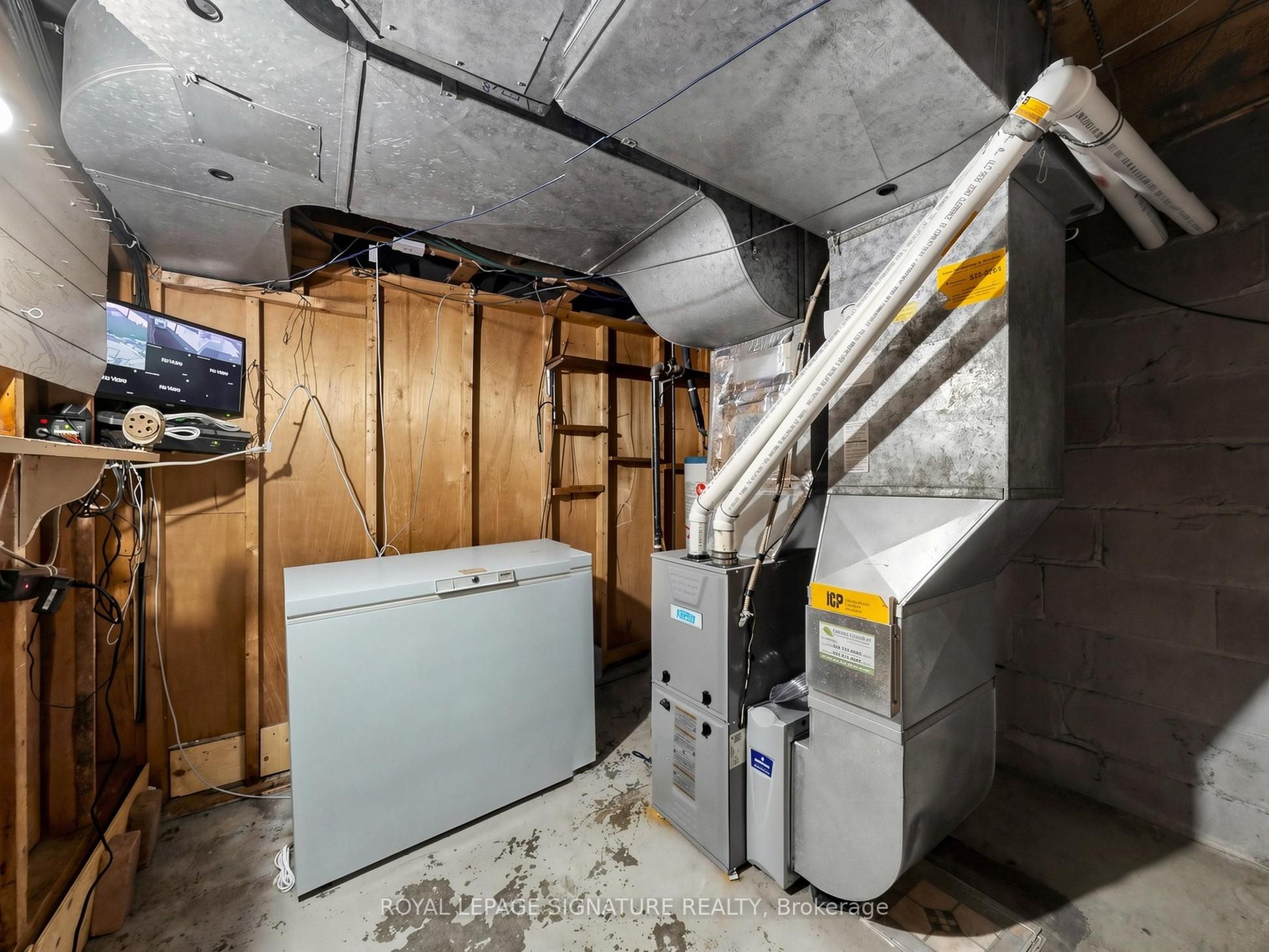 75 Inwood Avenue Property Photo 33