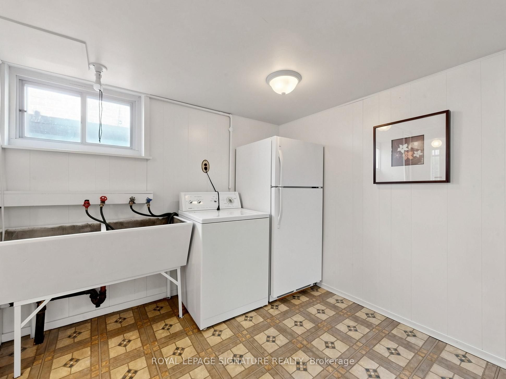 75 Inwood Avenue Property Photo 35