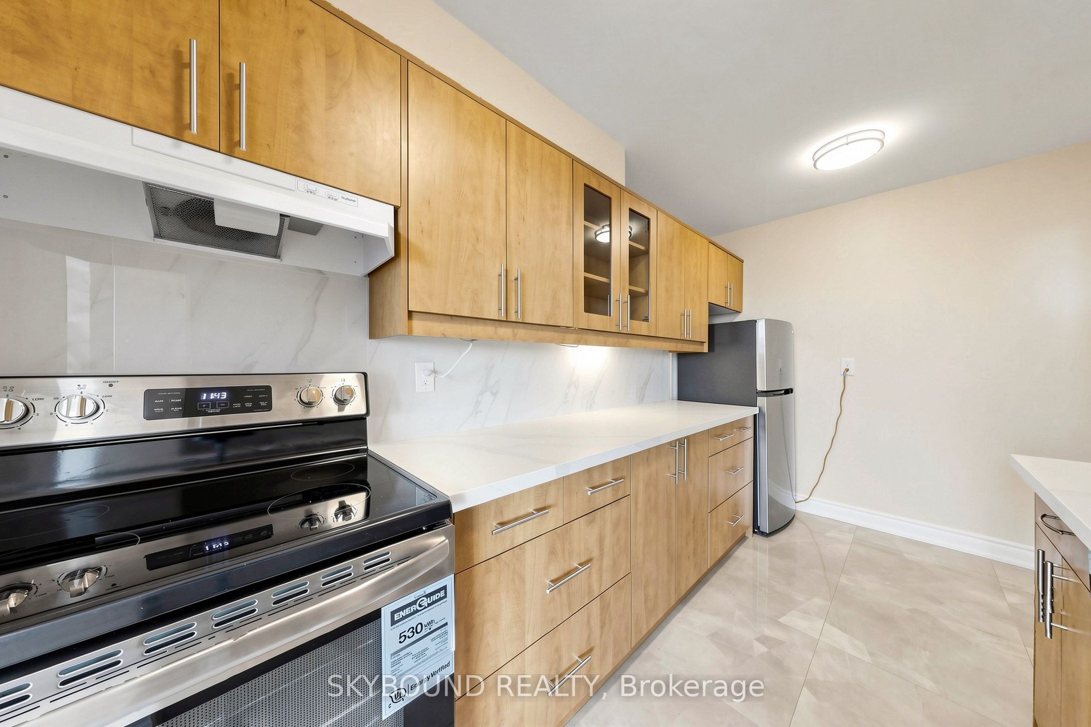 1 Massey Square 1710 Property Photo 14