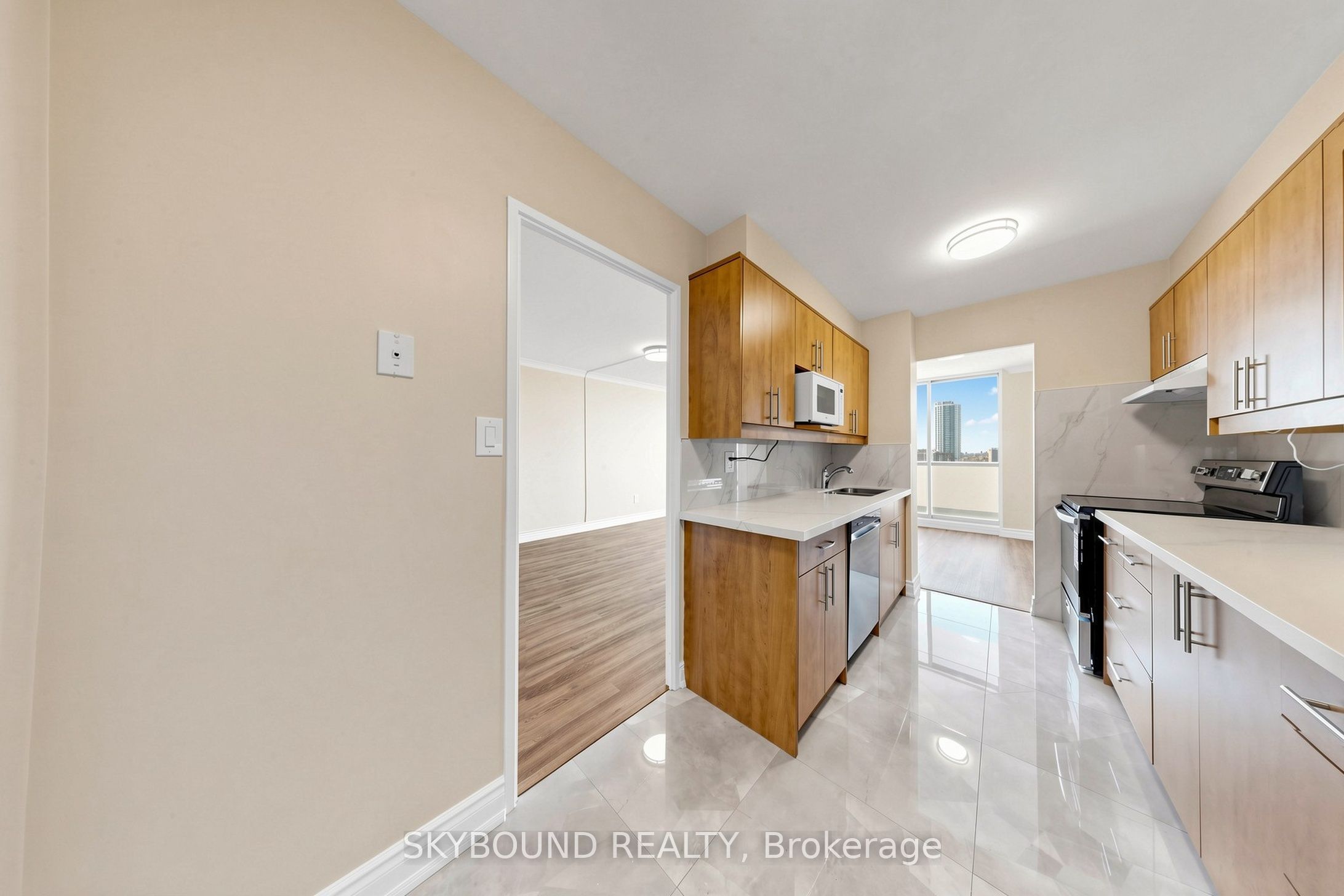 1 Massey Square 1710 Property Photo 16