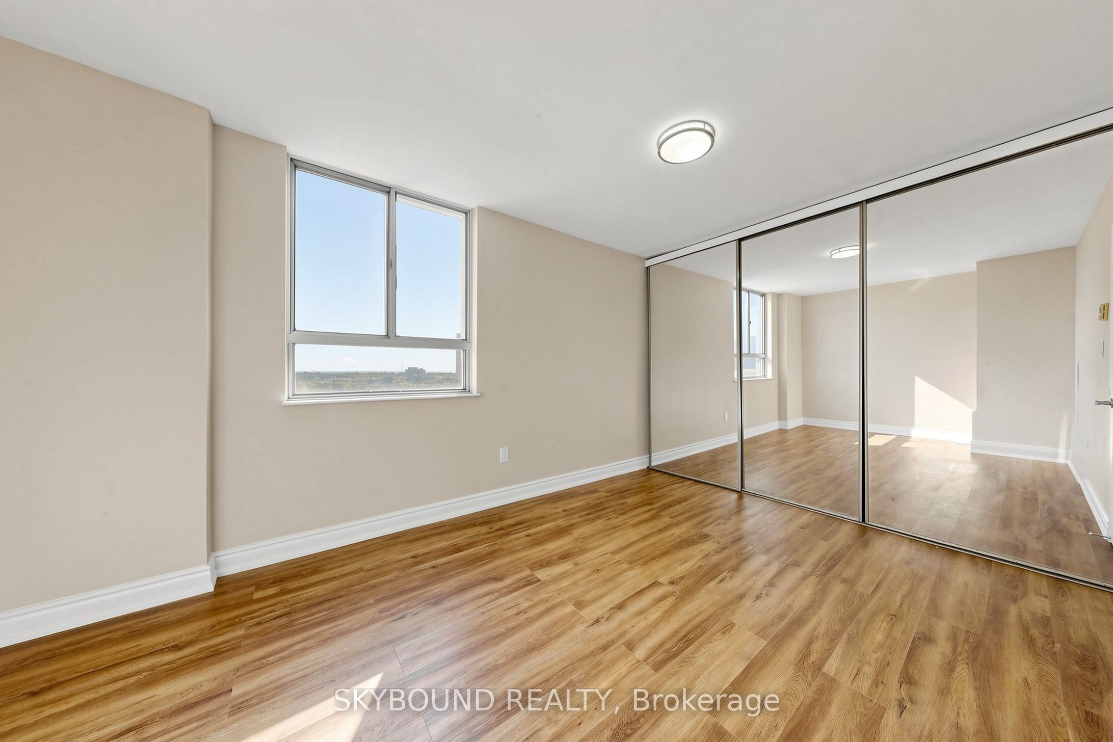 1 Massey Square 1710 Property Photo 22
