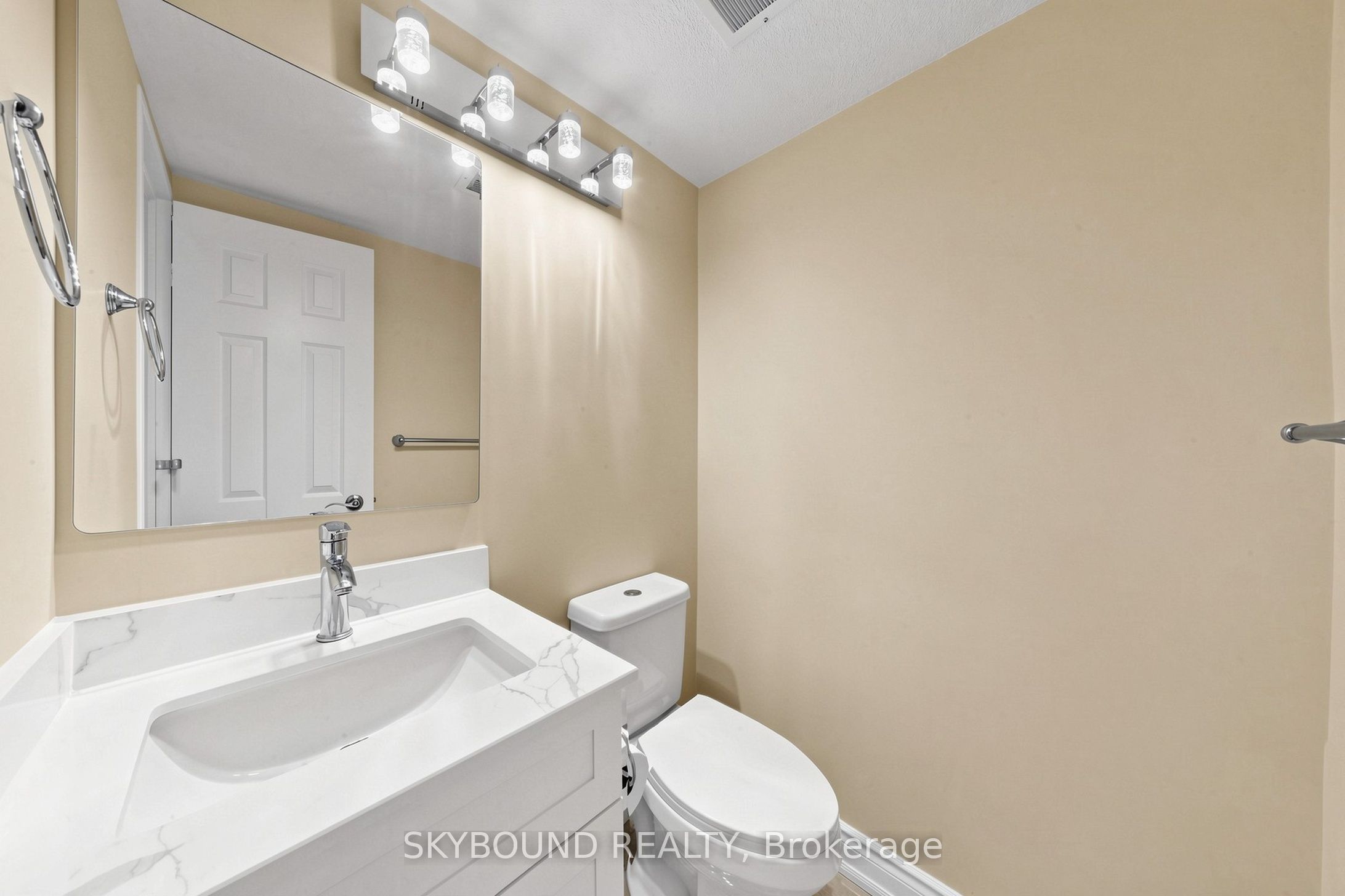 1 Massey Square 1710 Property Photo 27
