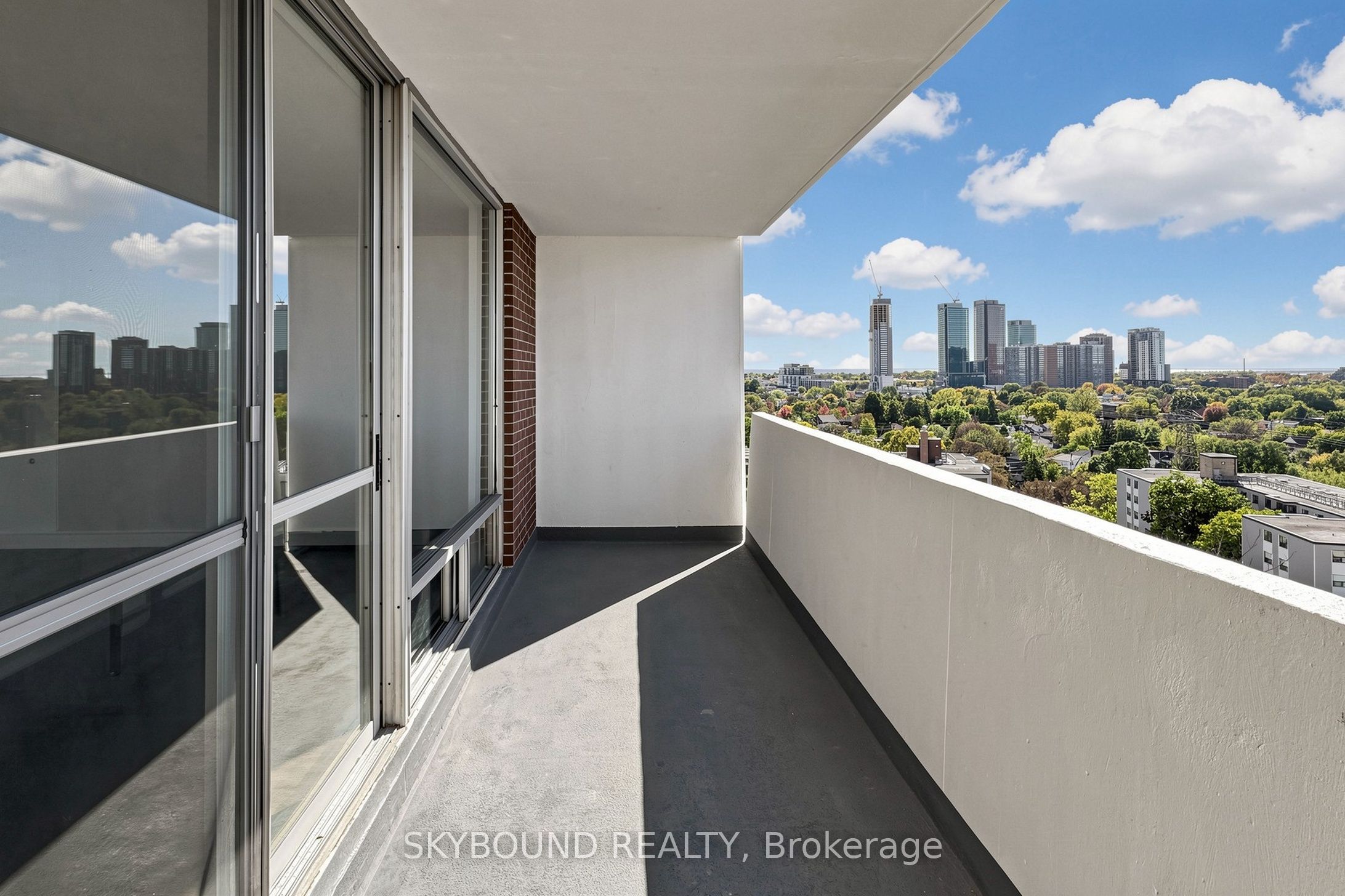 1 Massey Square 1710 Property Photo 29