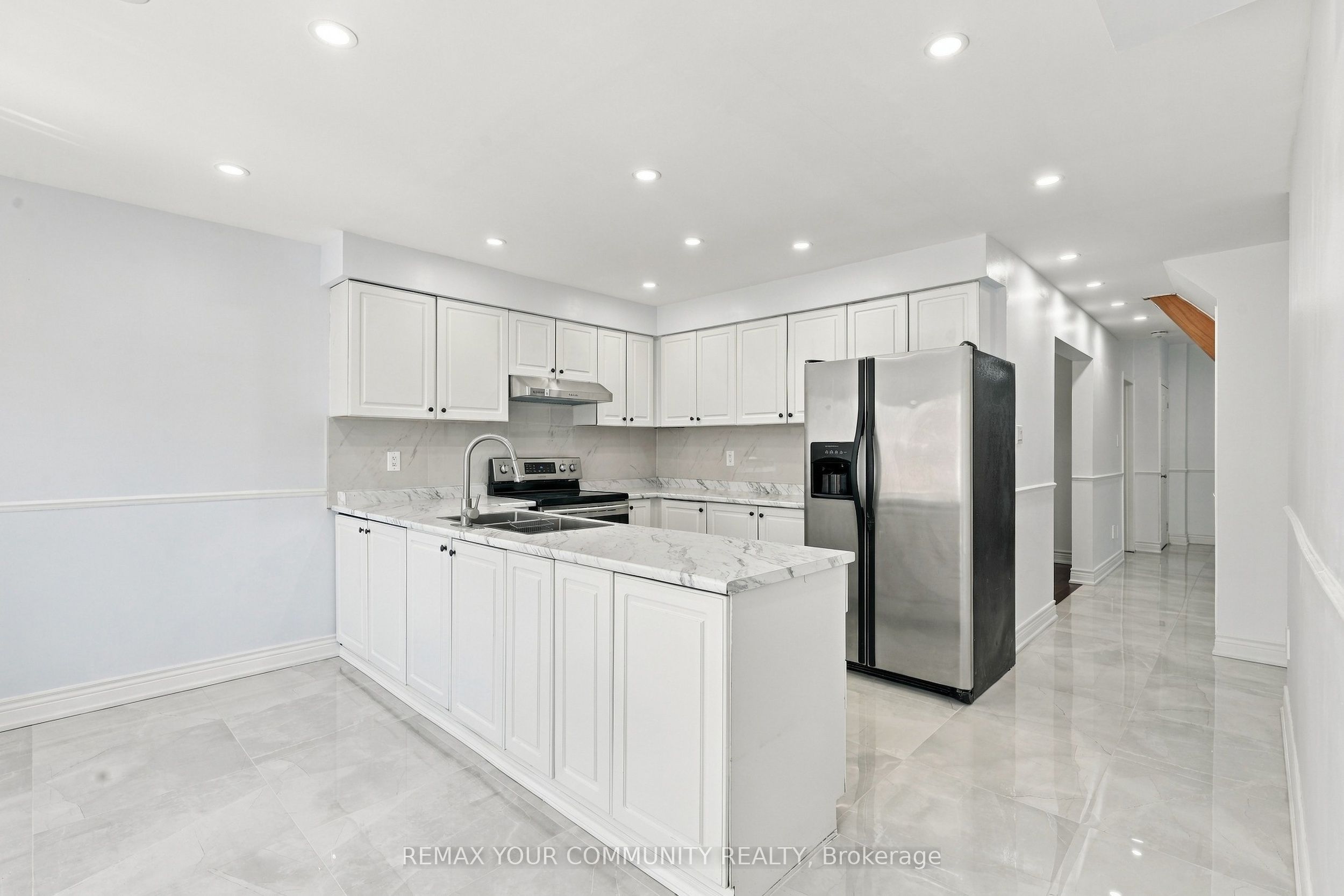 205 Hupfield Trail Property Photo 14