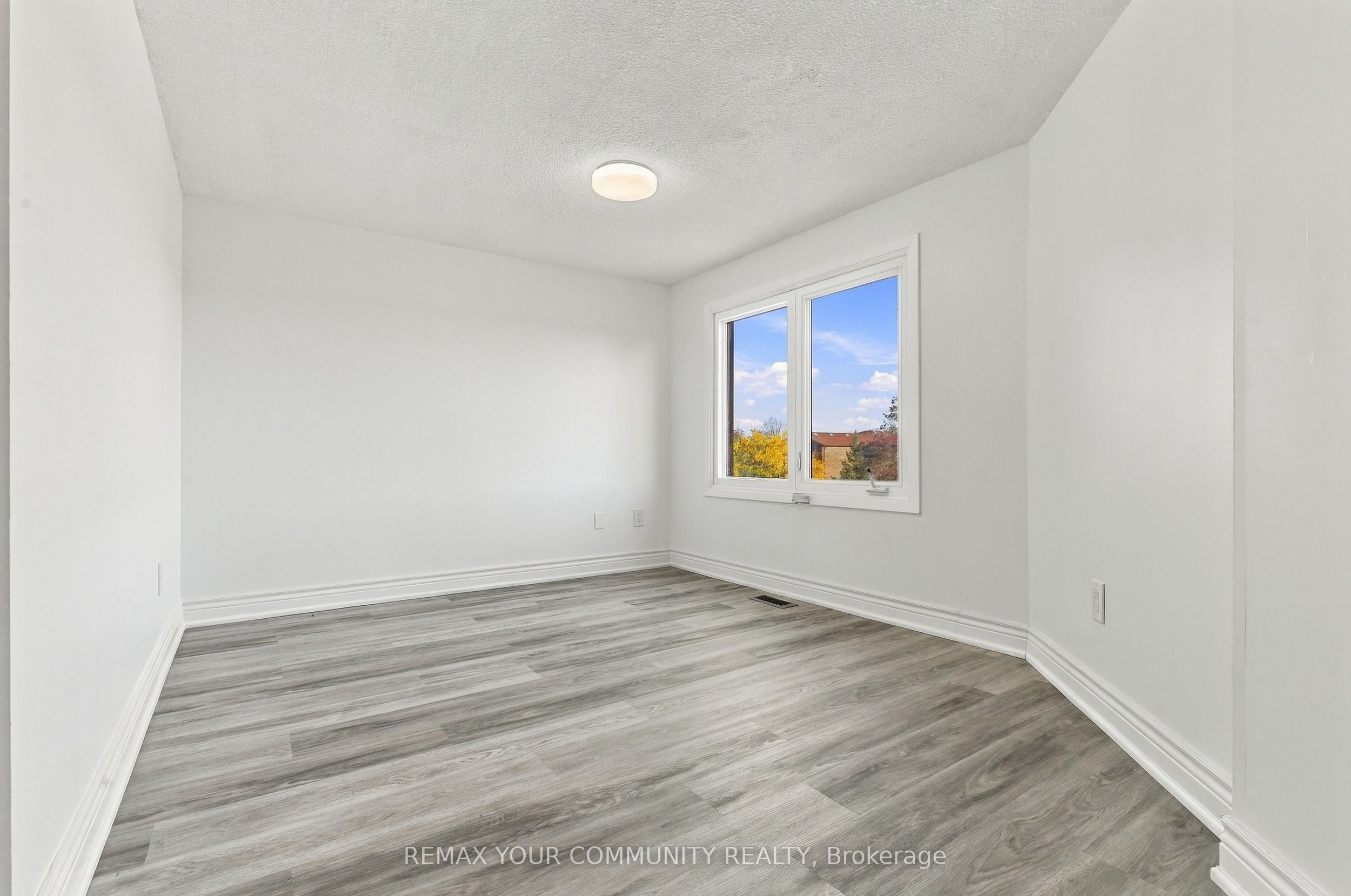 205 Hupfield Trail Property Photo 20