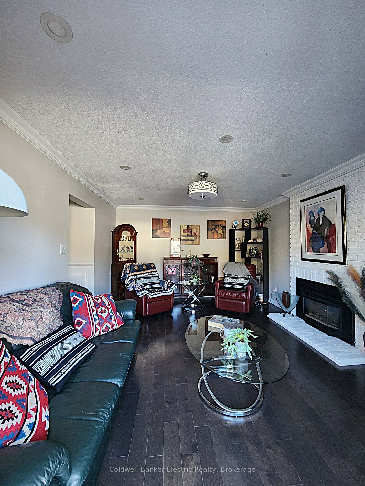 1007 Moorelands Crescent Property Photo 16