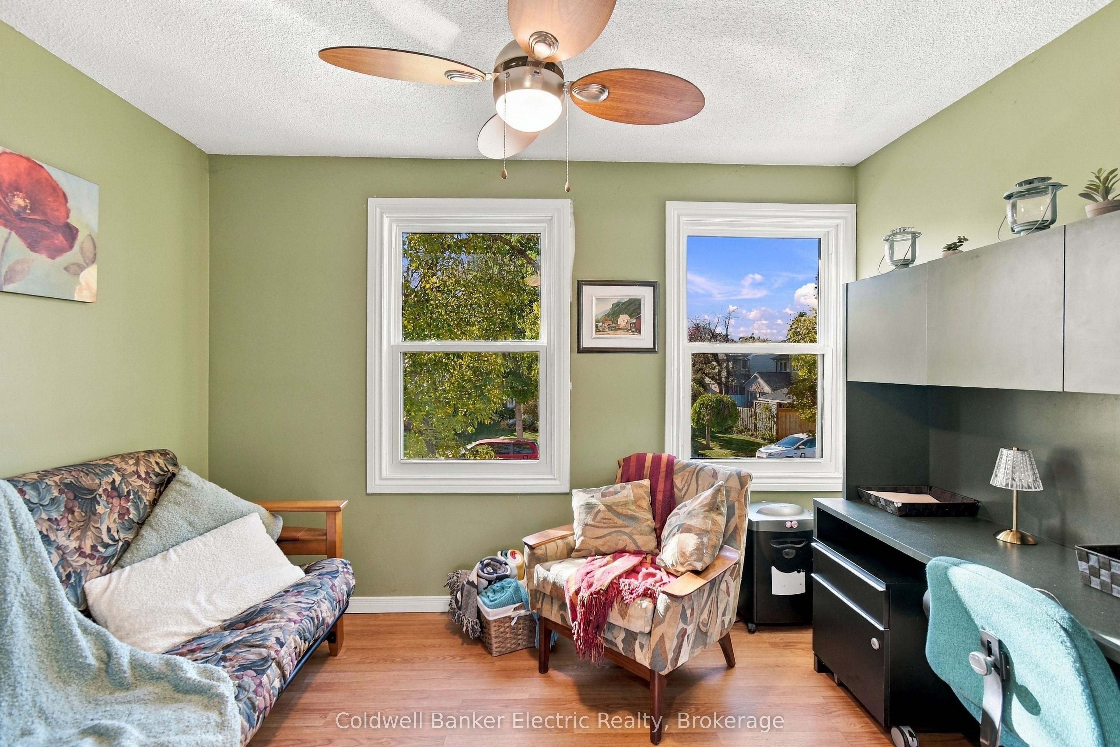 1007 Moorelands Crescent Property Photo 27