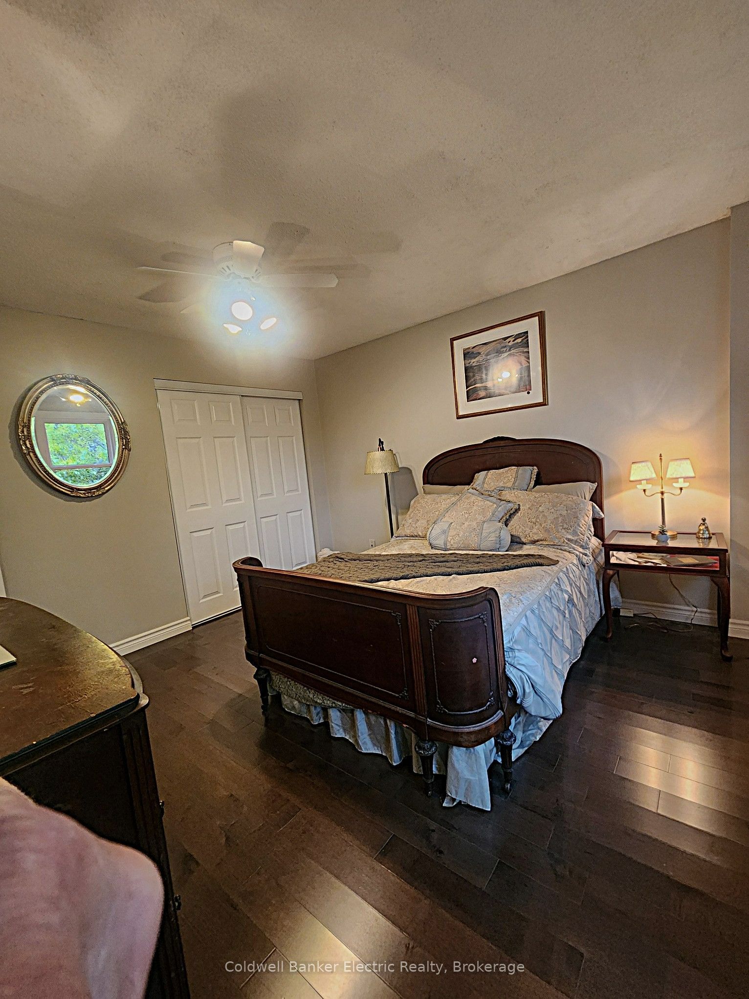 1007 Moorelands Crescent Property Photo 32
