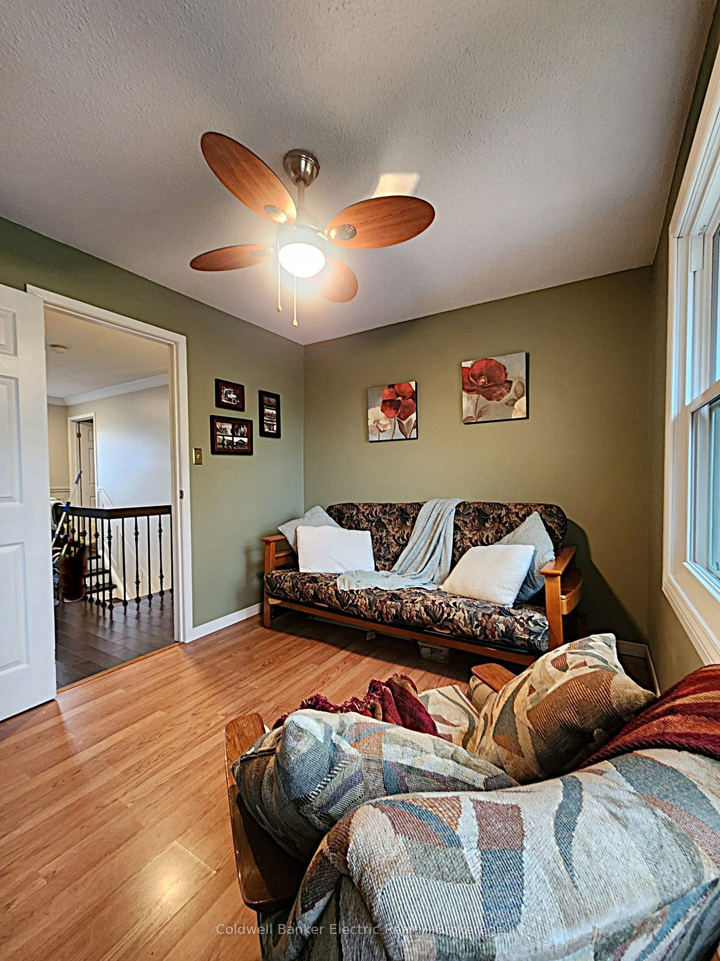 1007 Moorelands Crescent Property Photo 34