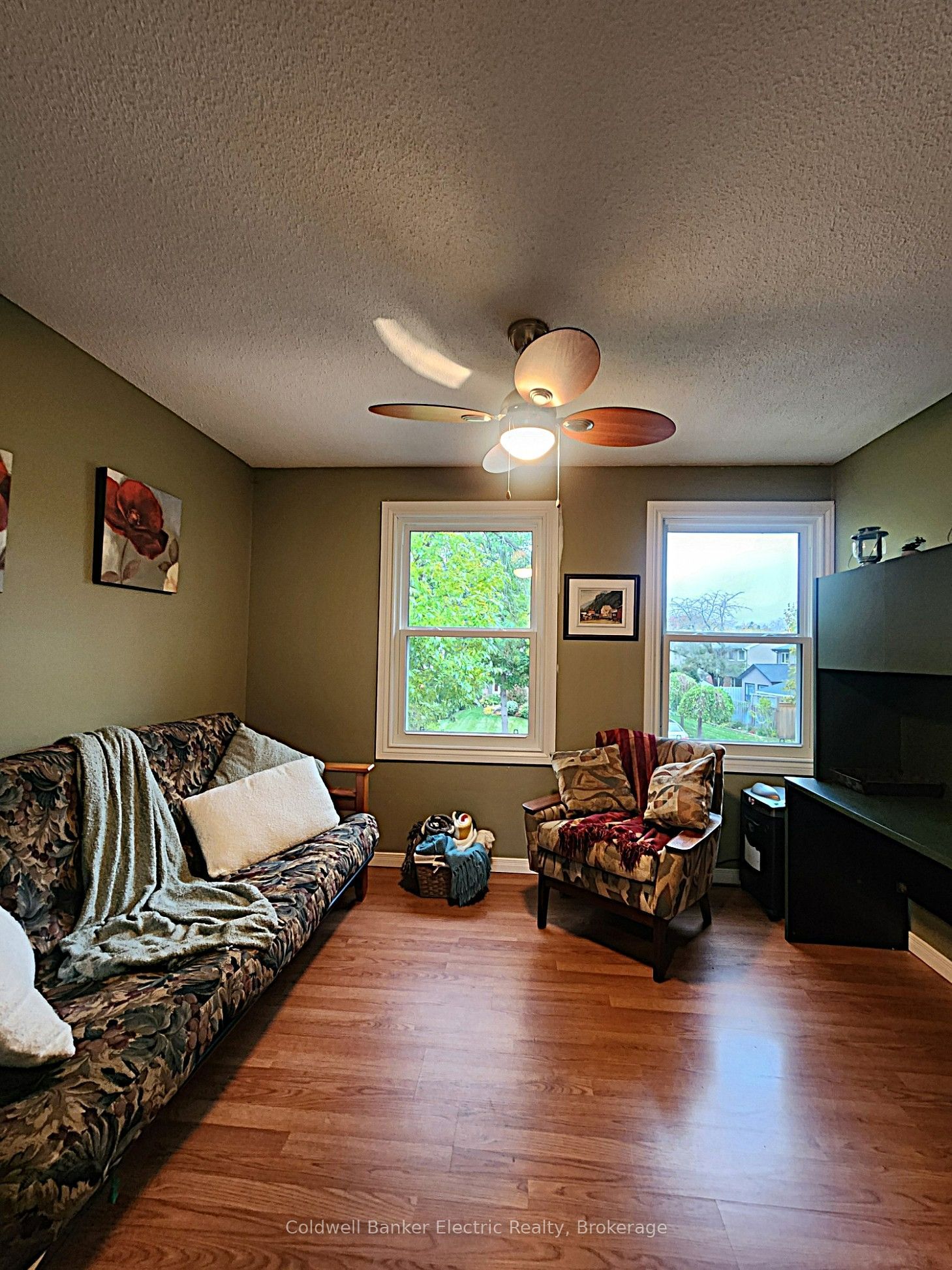 1007 Moorelands Crescent Property Photo 36