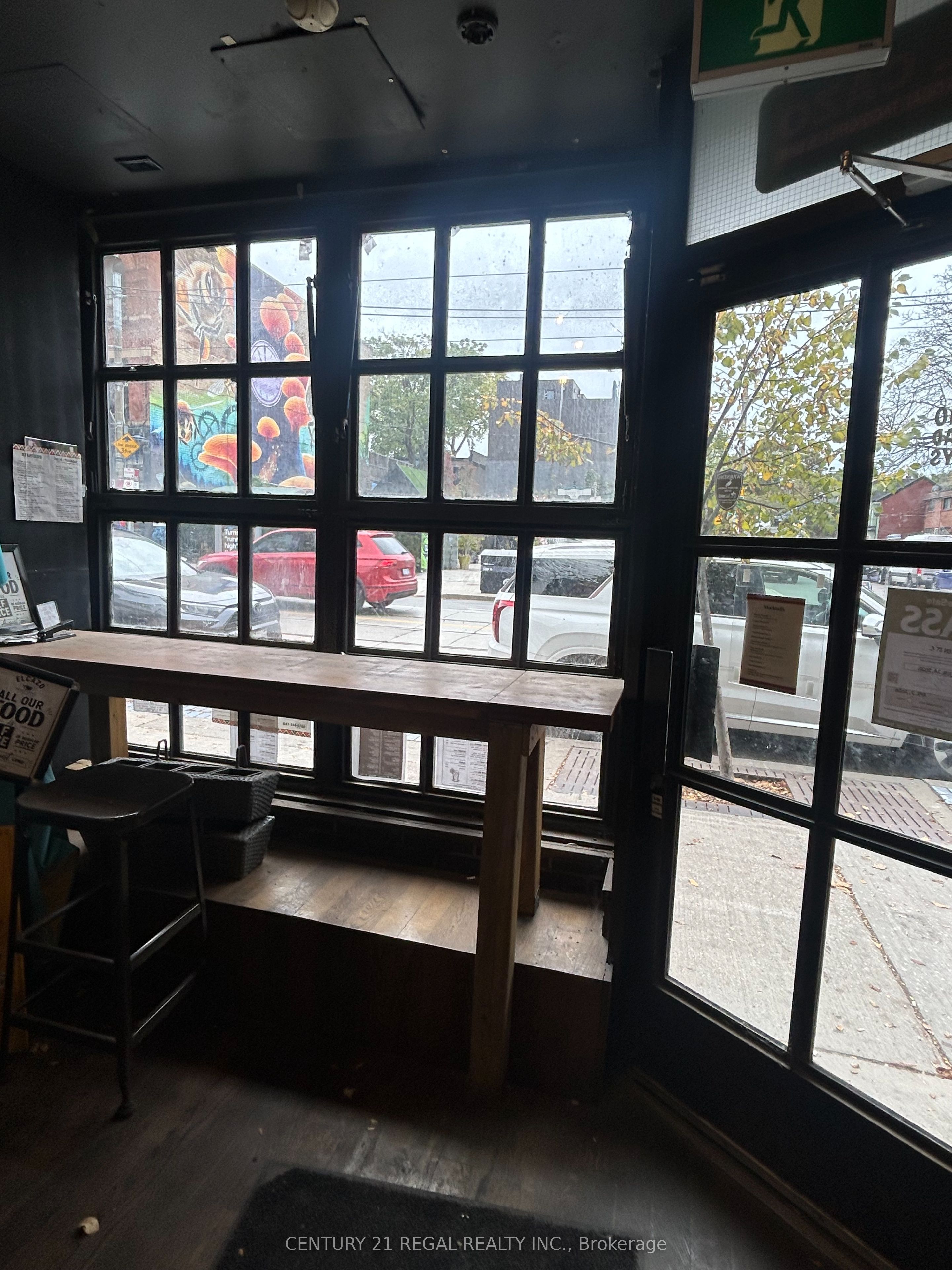 780 Queen Street E Property Photo 2