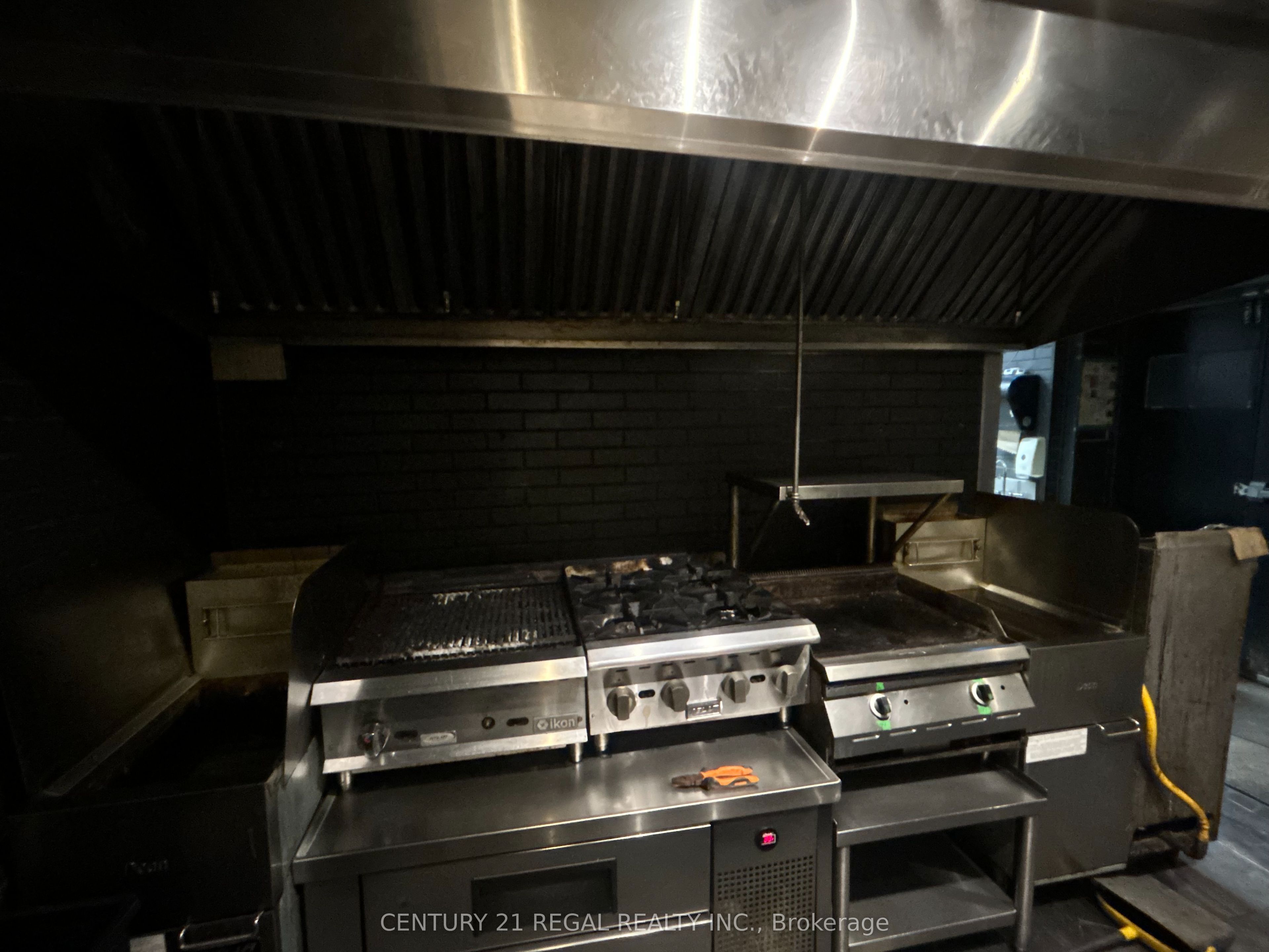 780 Queen Street E Property Photo 12