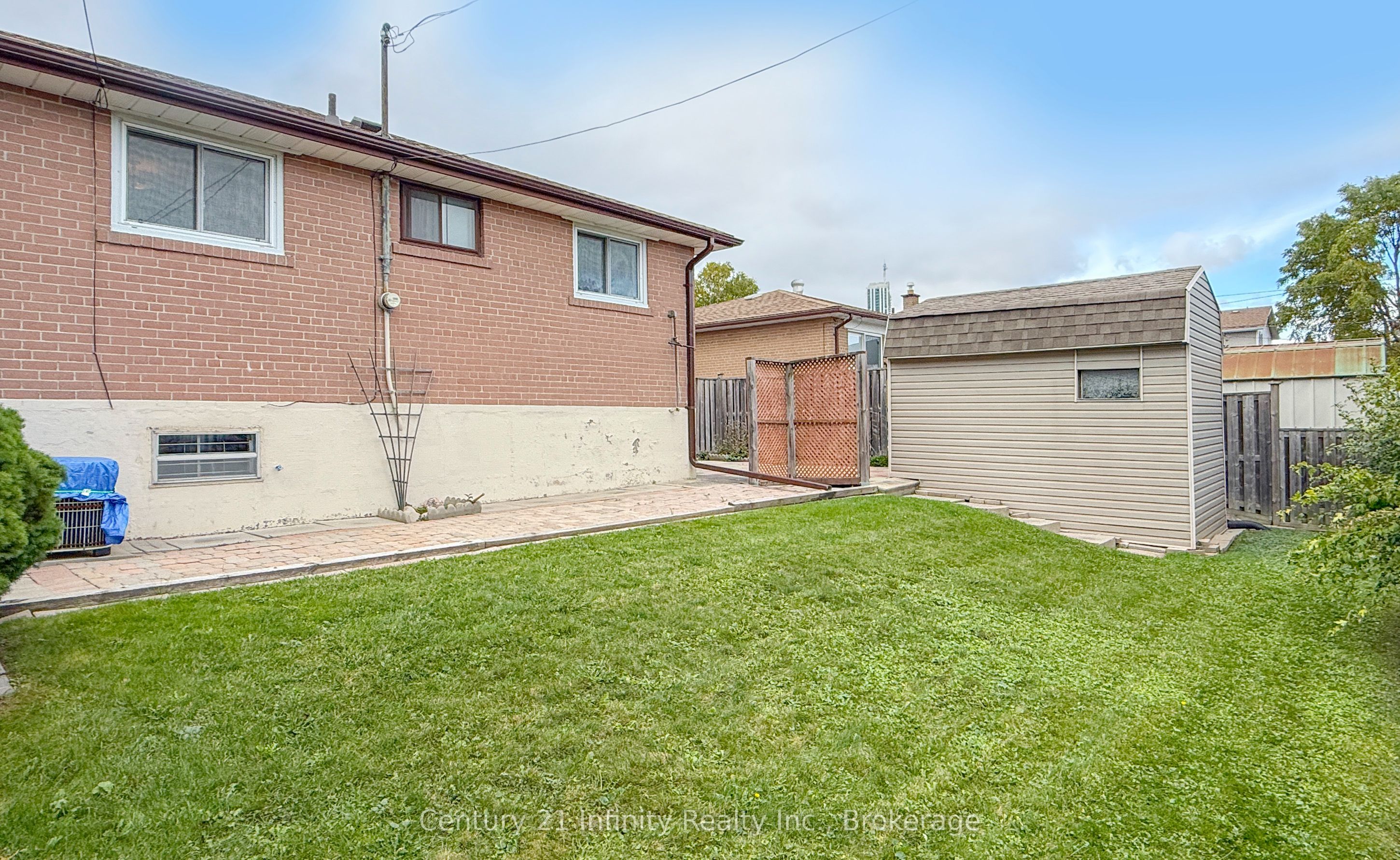 879 Antonio Street Property Photo 27