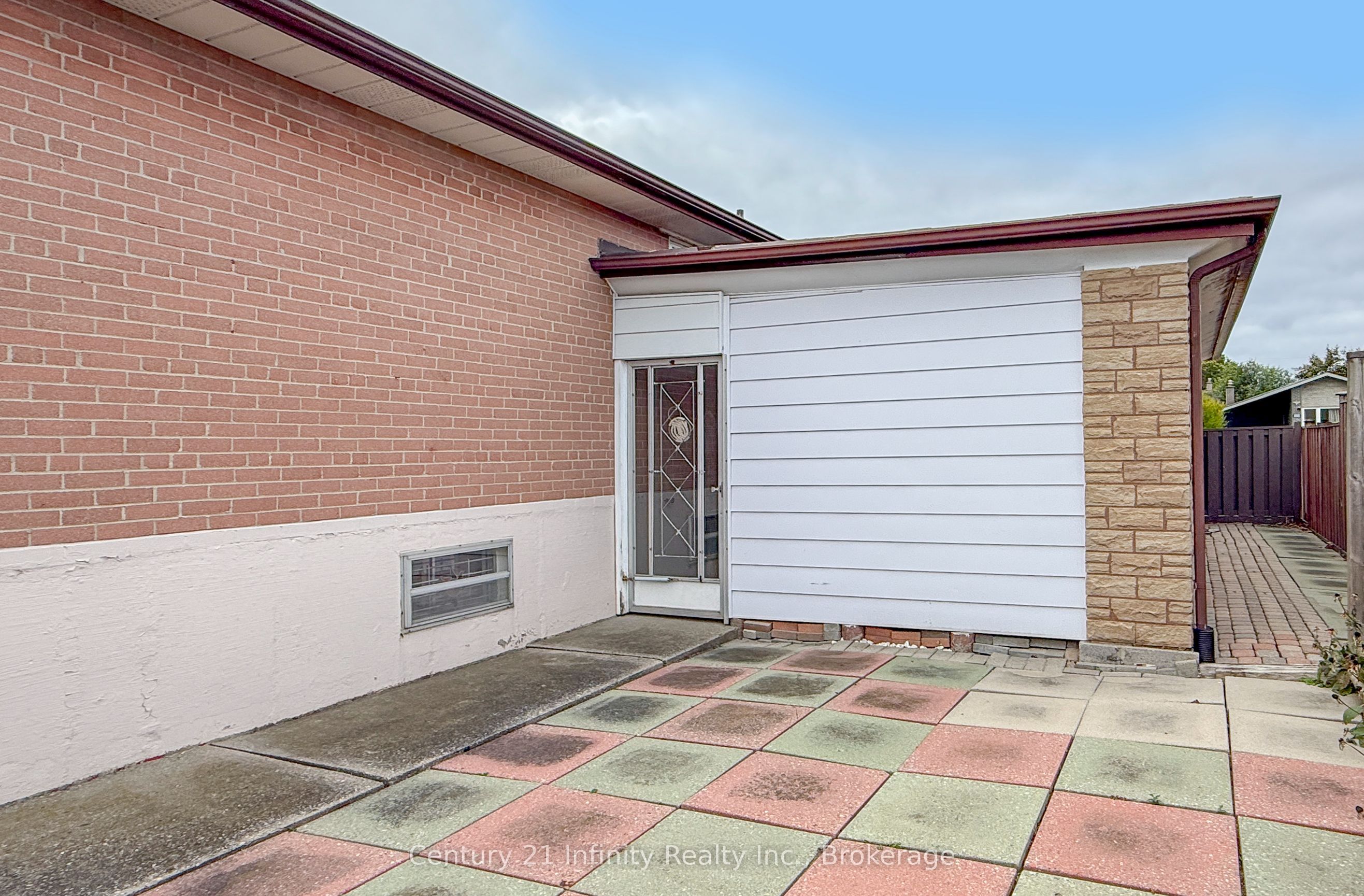 879 Antonio Street Property Photo 31