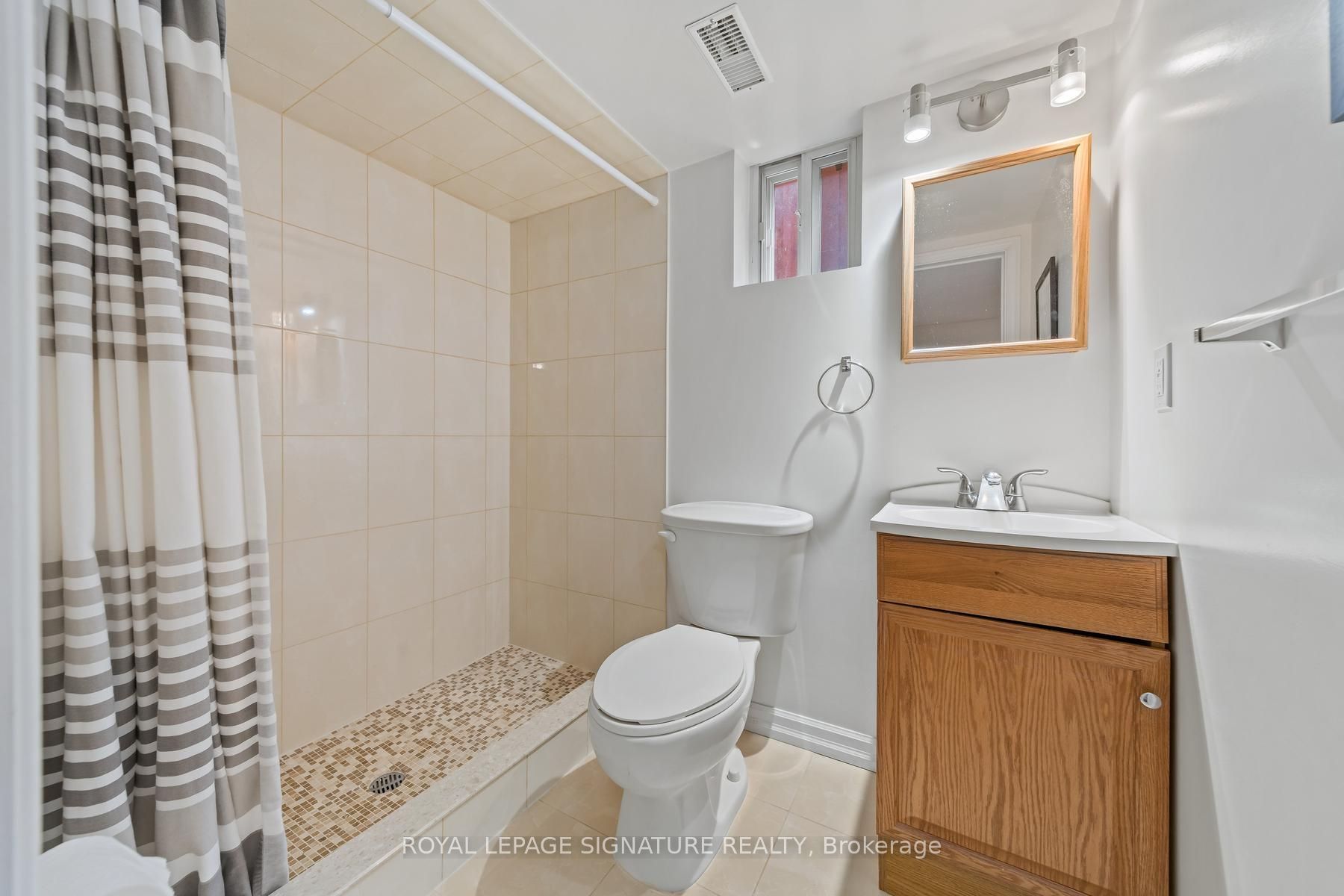 4 Moss Street Property Photo 22