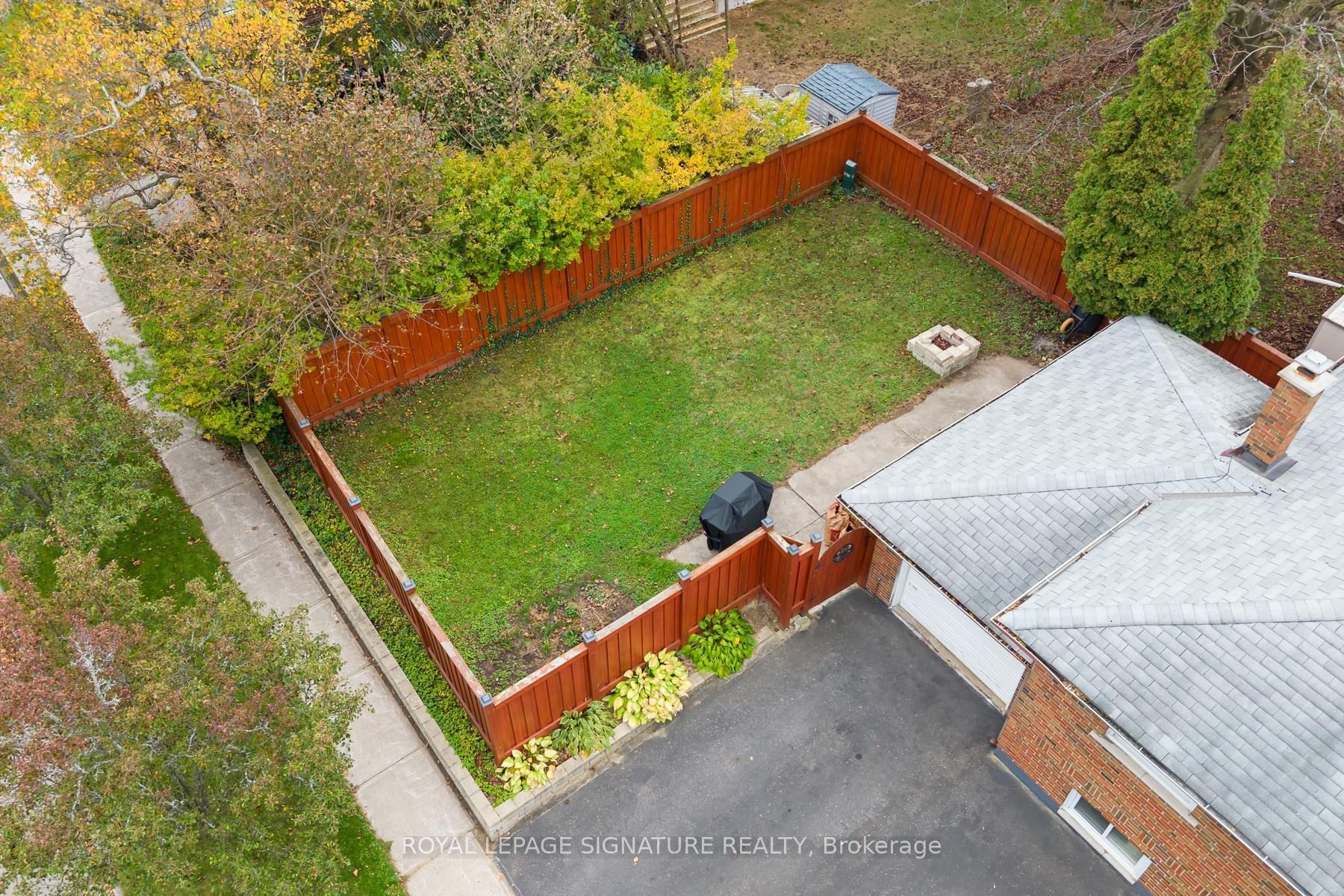 4 Moss Street Property Photo 24