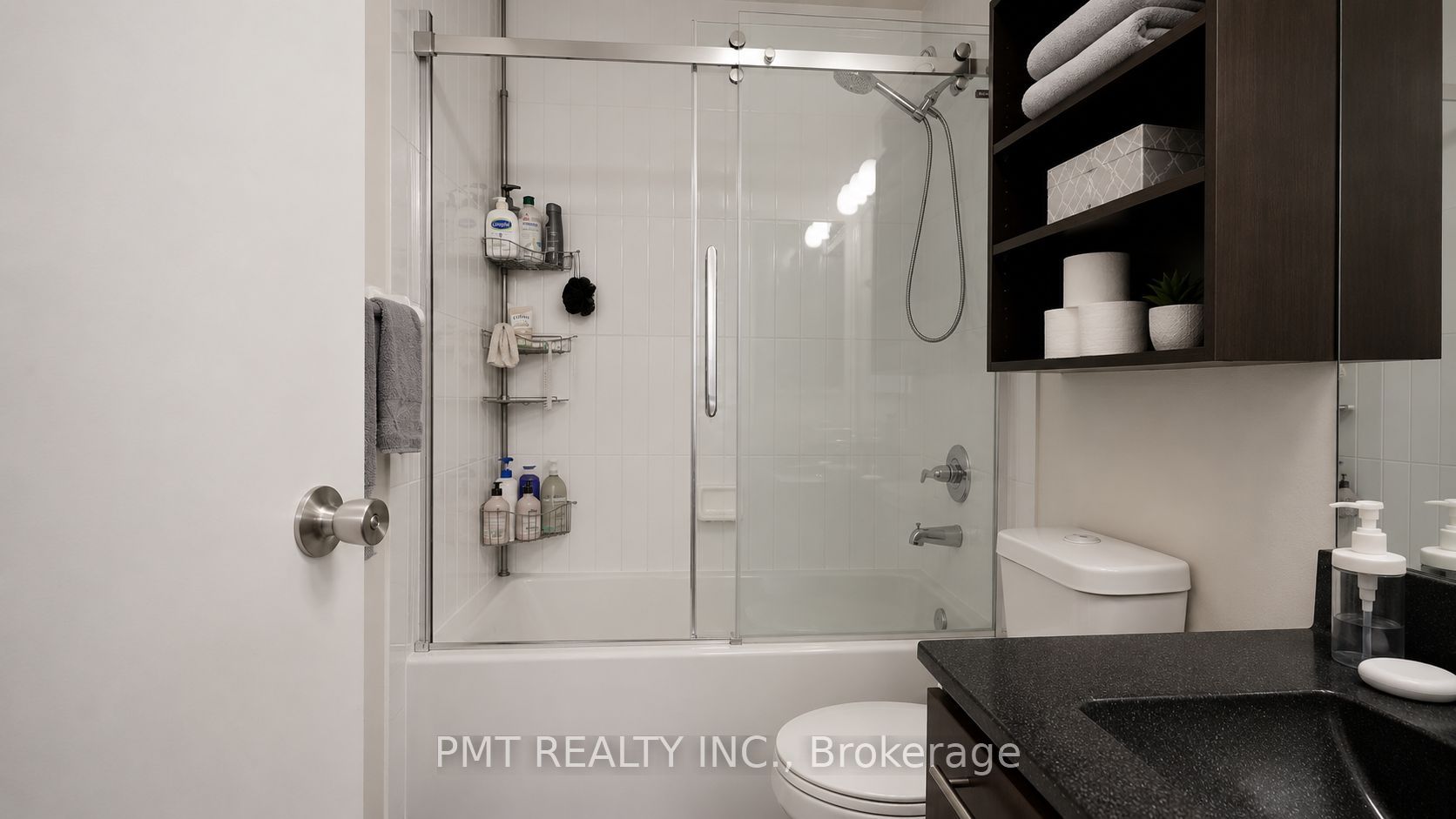 125 Village Green Square 309 Property Photo 12