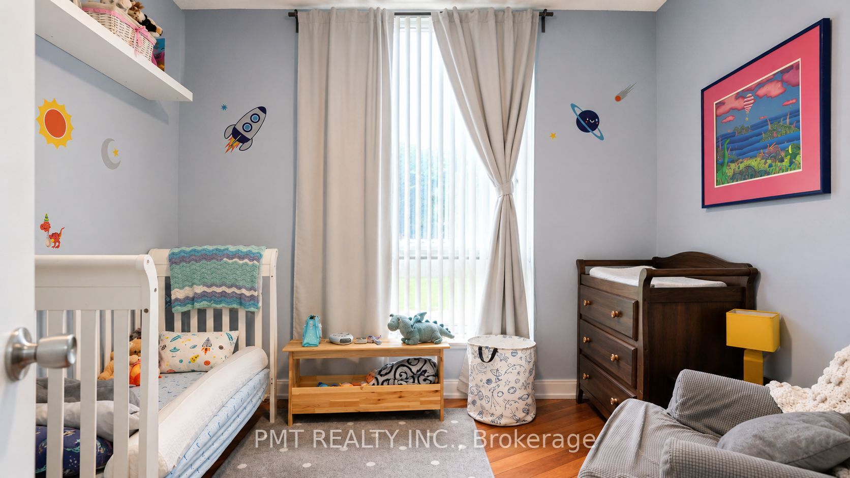 125 Village Green Square 309 Property Photo 15