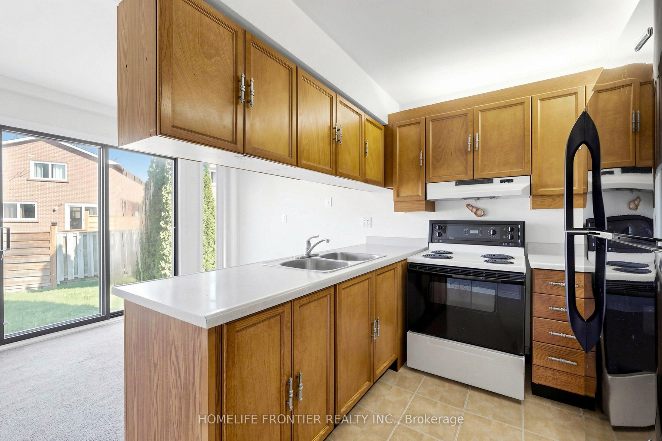 165 Frank Rivers Drive N Property Photo 14